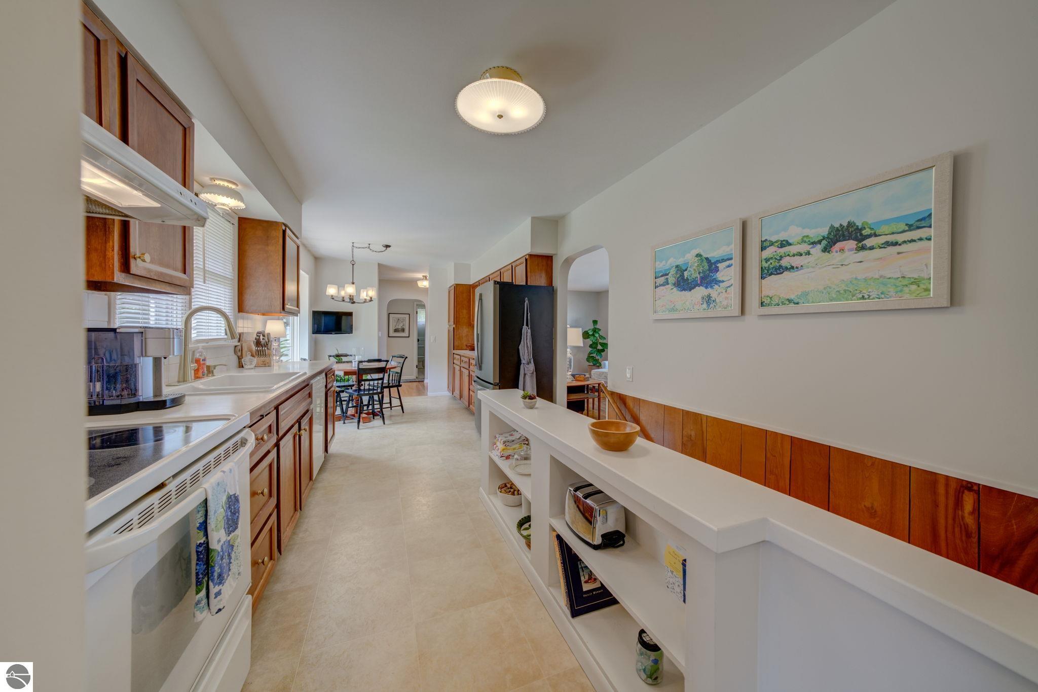 11711 S West Bay Shore Drive
