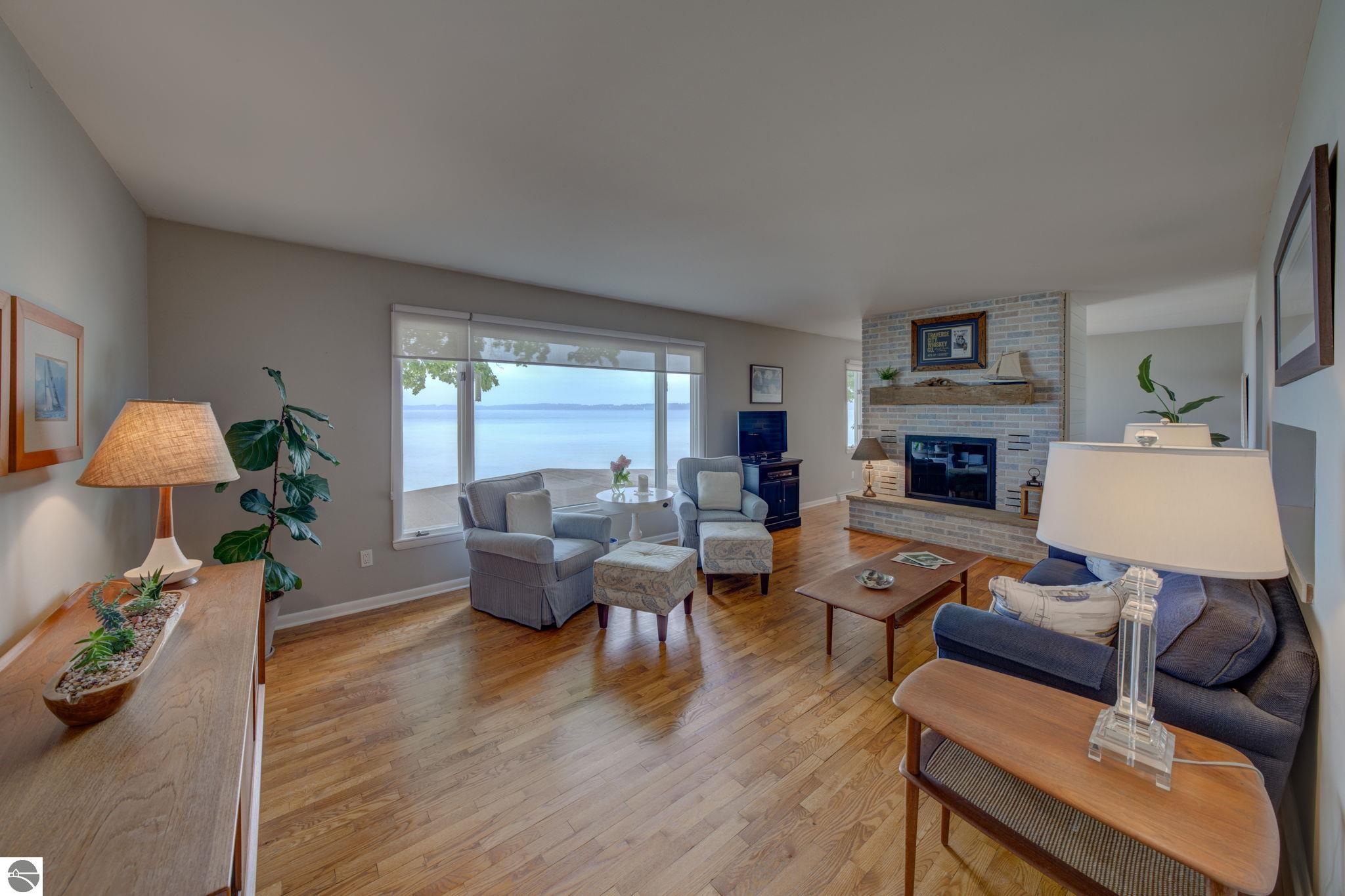 11711 S West Bay Shore Drive