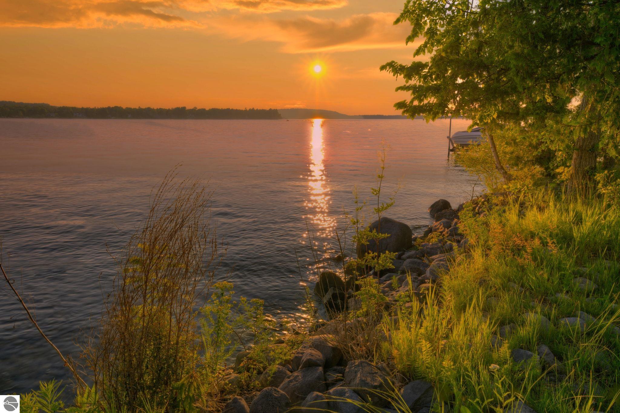 N Sunset Shores Drive