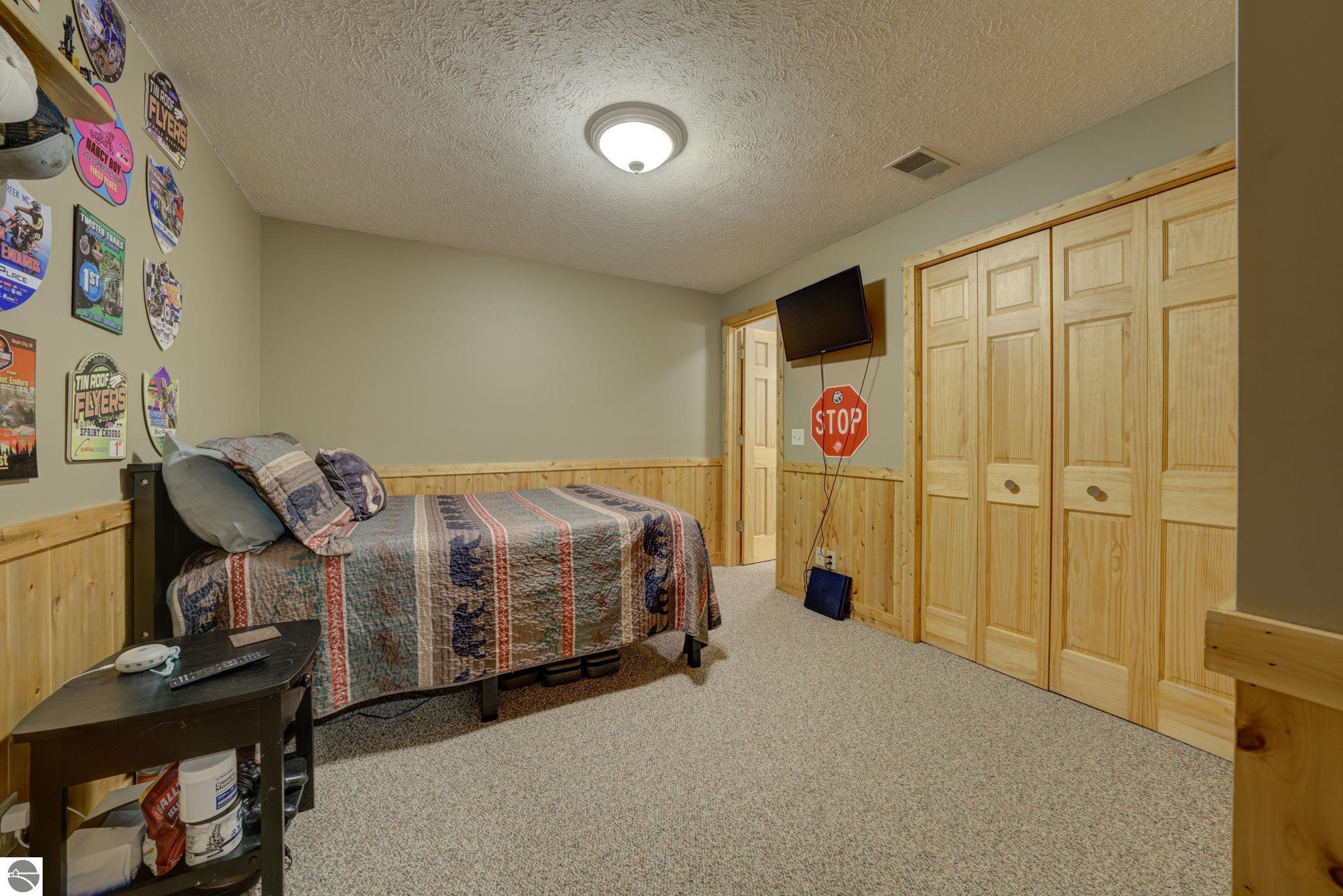 244 W Kasson Center Road