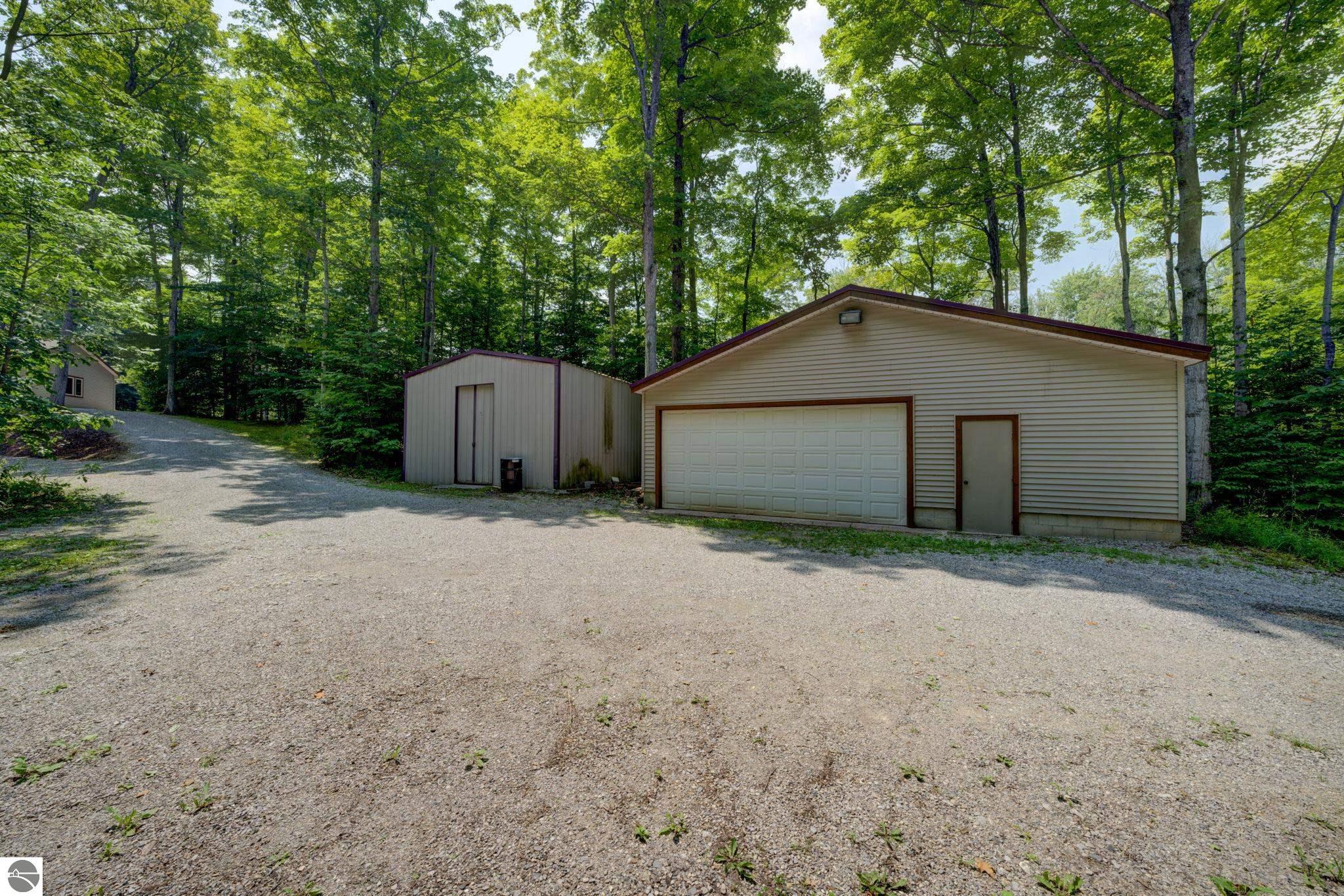 244 W Kasson Center Road