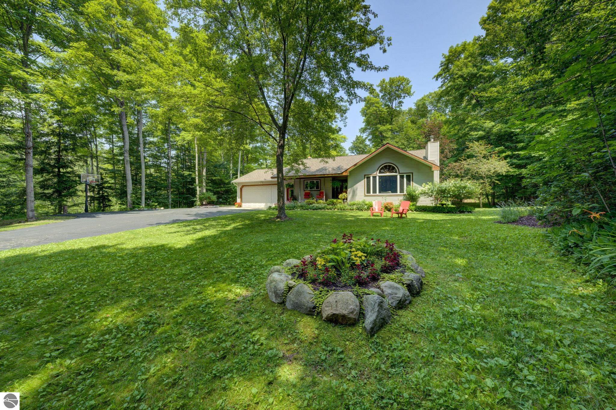 244 W Kasson Center Road