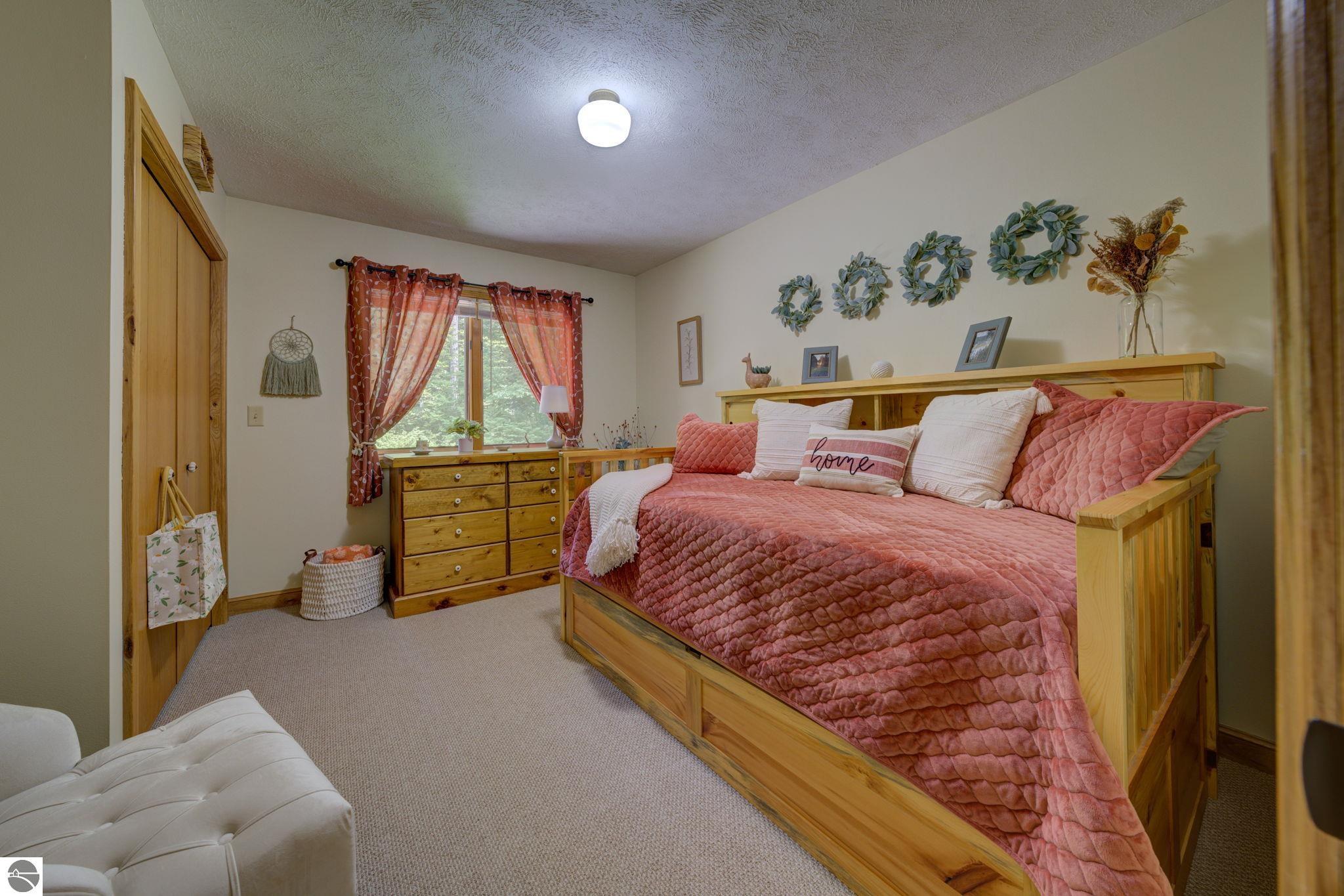 244 W Kasson Center Road