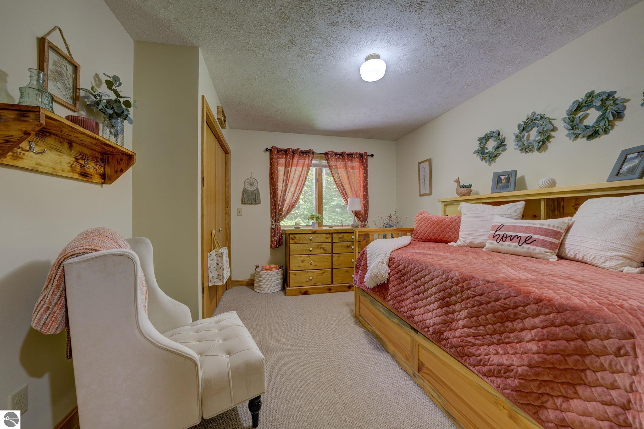 244 W Kasson Center Road