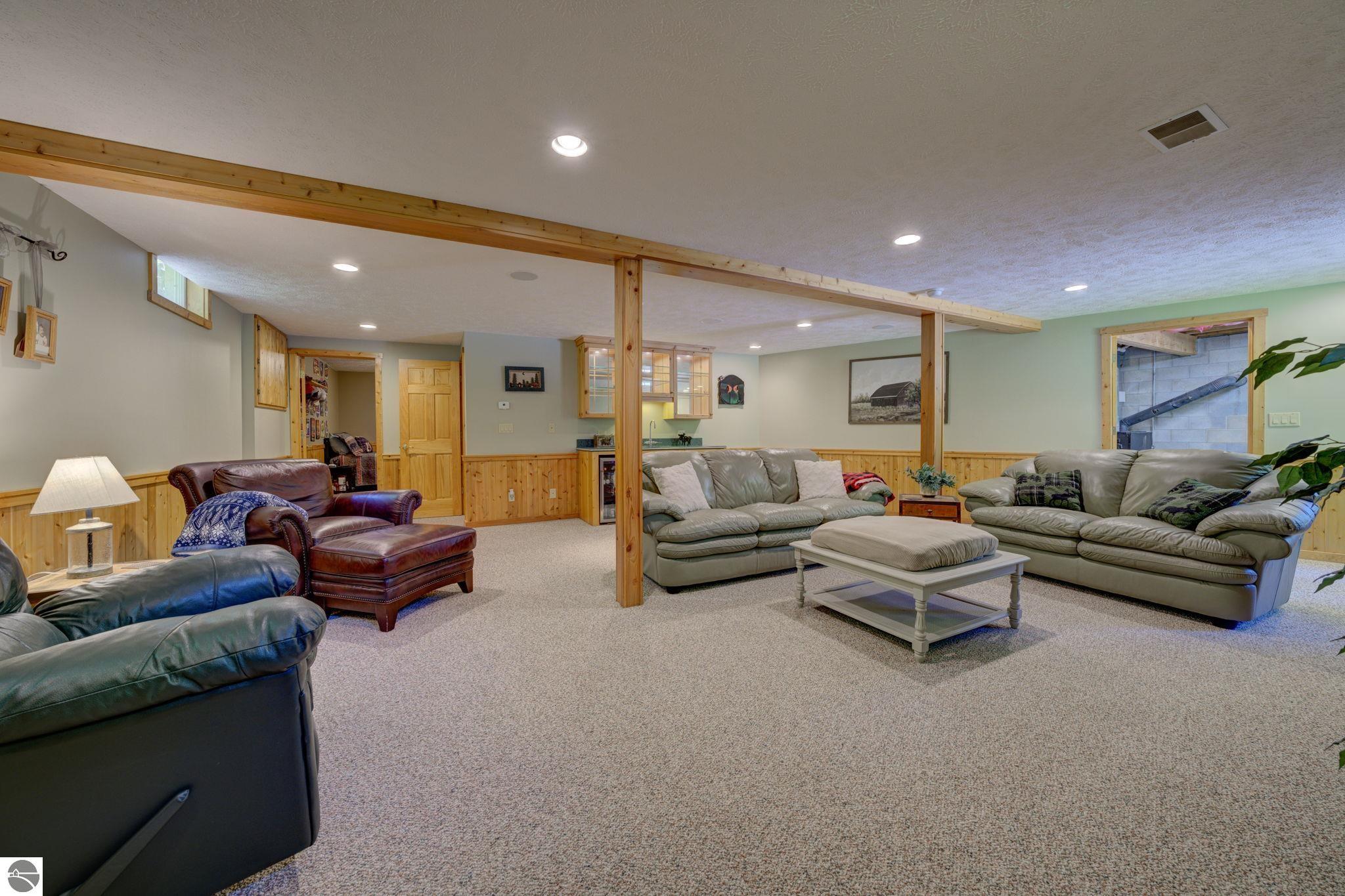 244 W Kasson Center Road