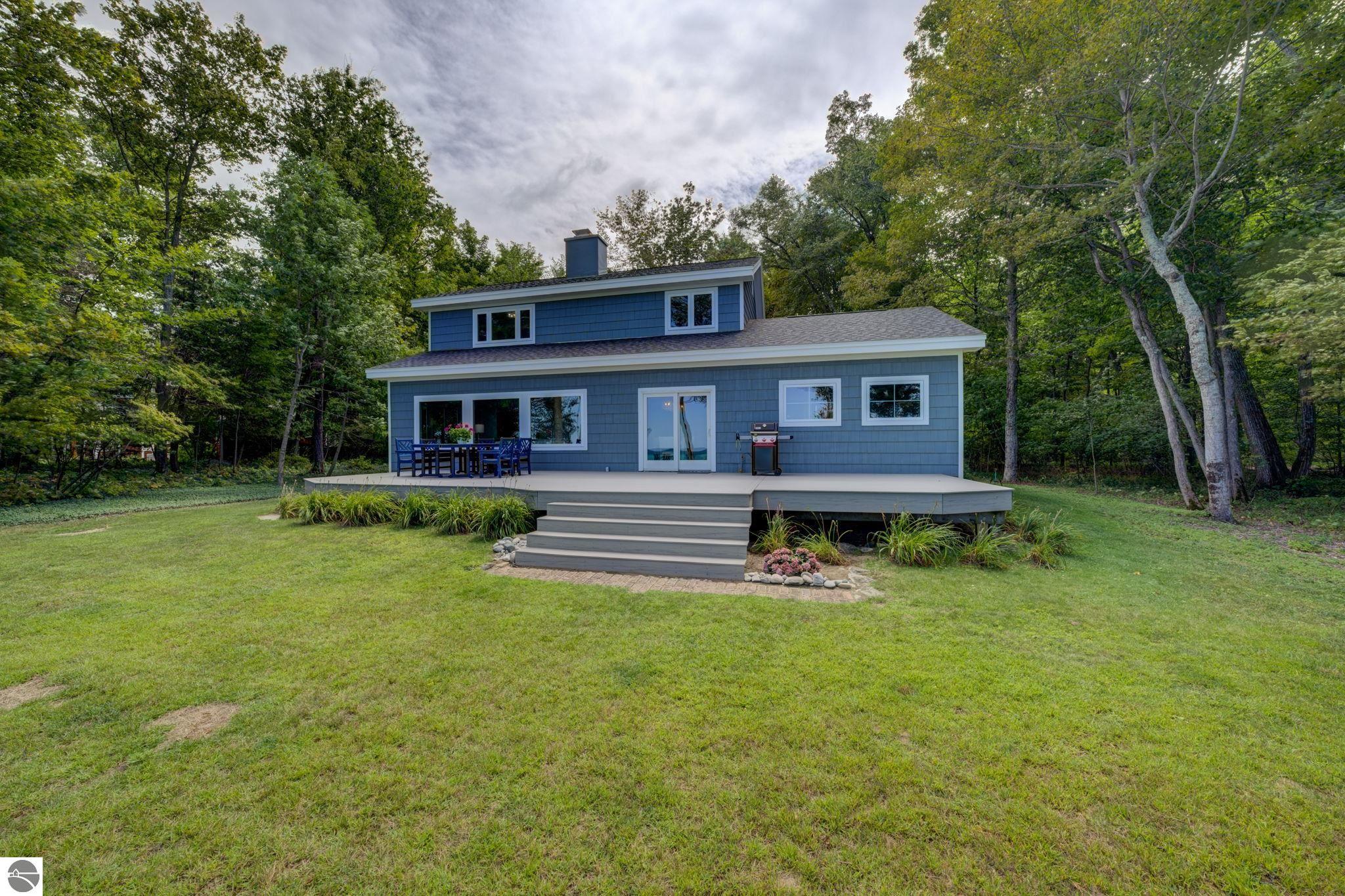 5273 E Sugarbush Lane