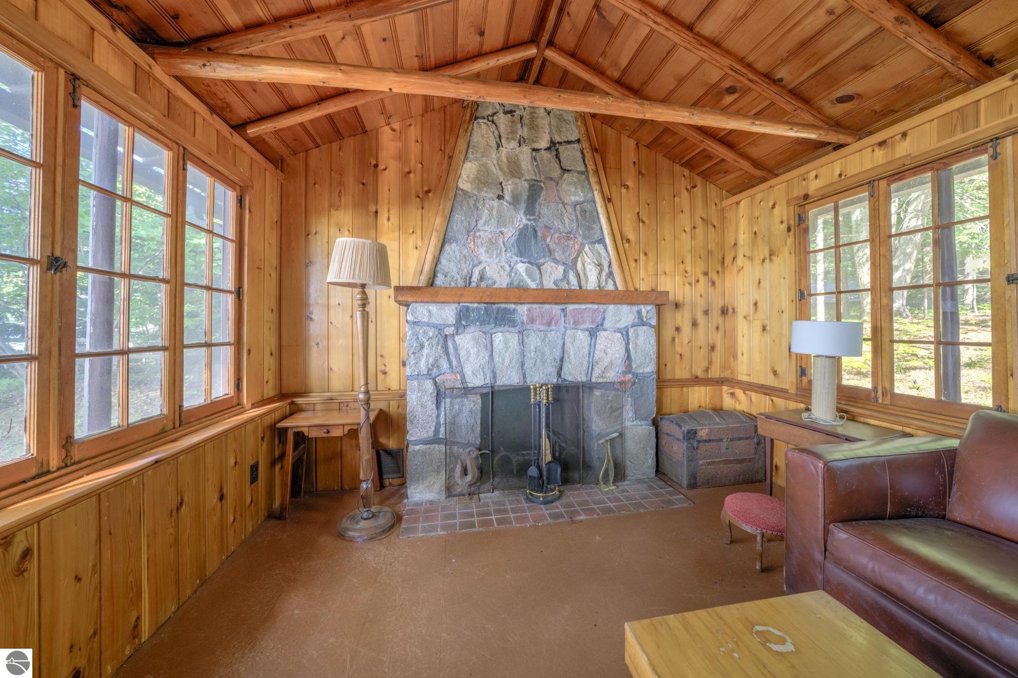 276 E Traverse Lake Road