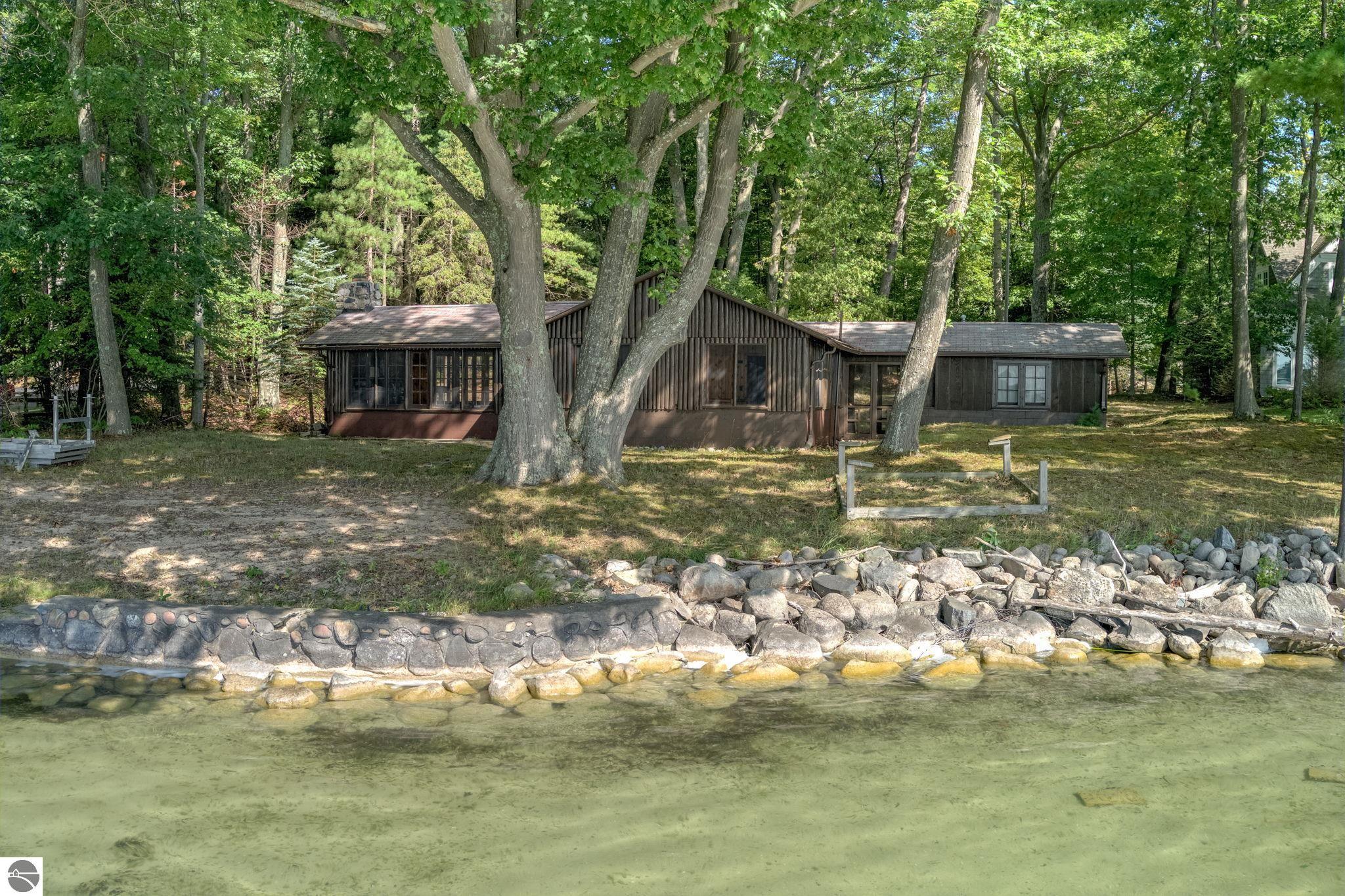 276 E Traverse Lake Road