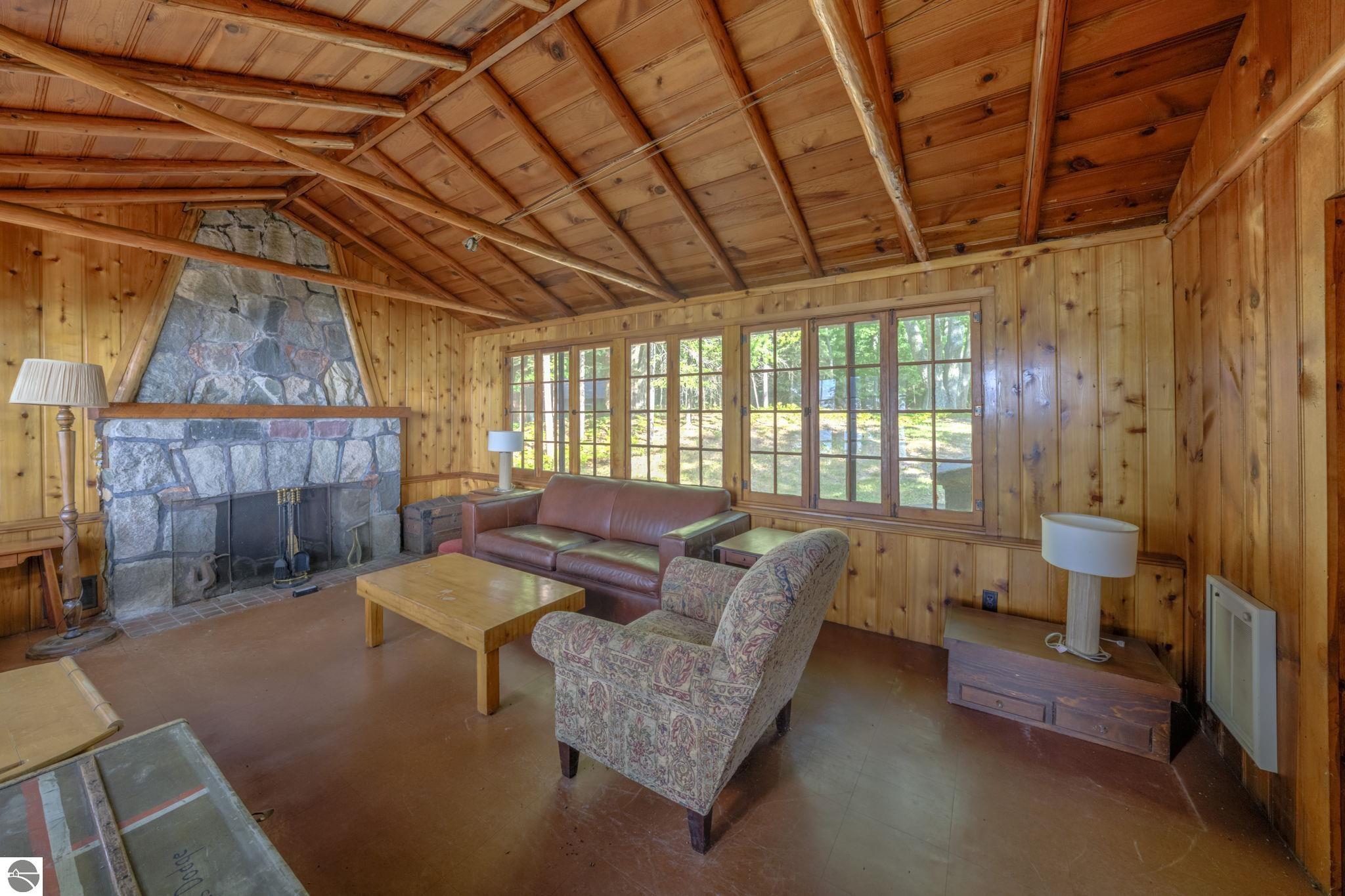 276 E Traverse Lake Road