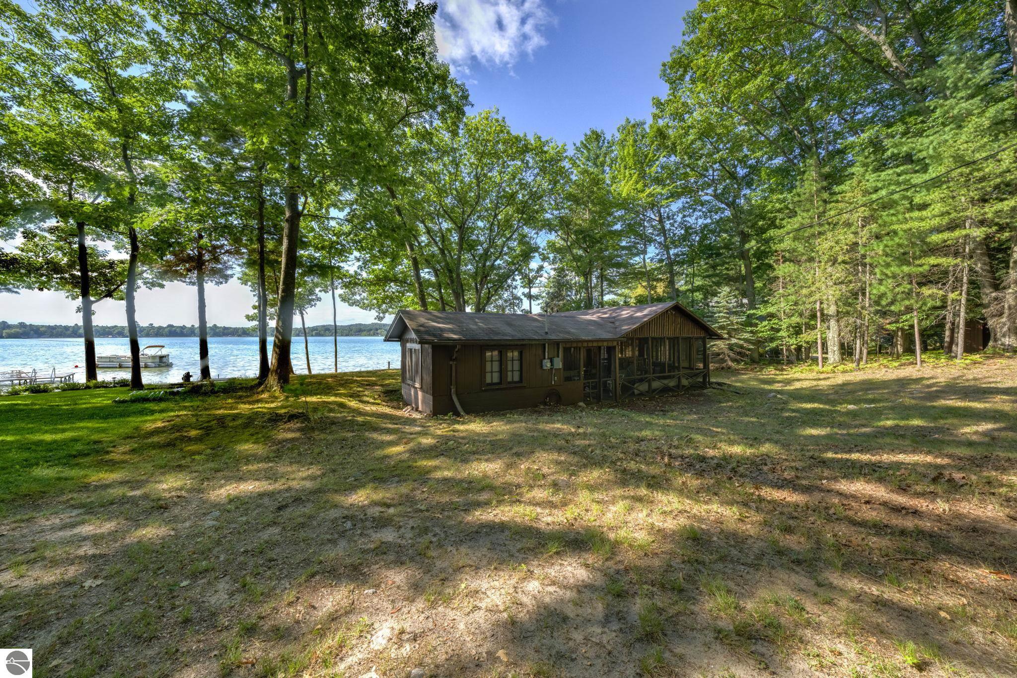 276 E Traverse Lake Road