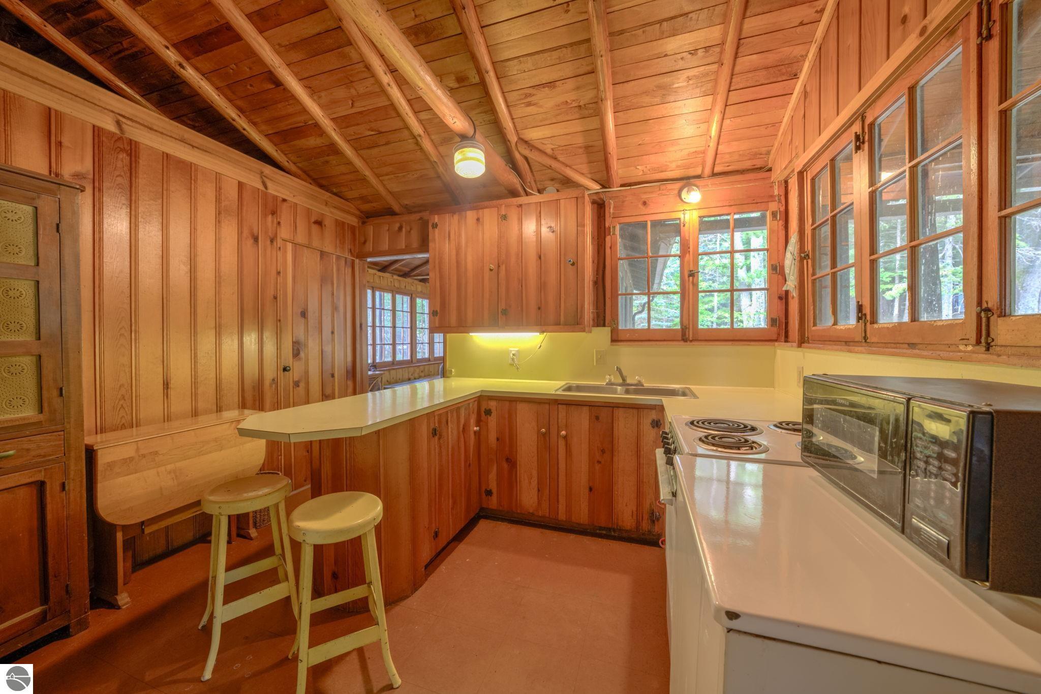 276 E Traverse Lake Road