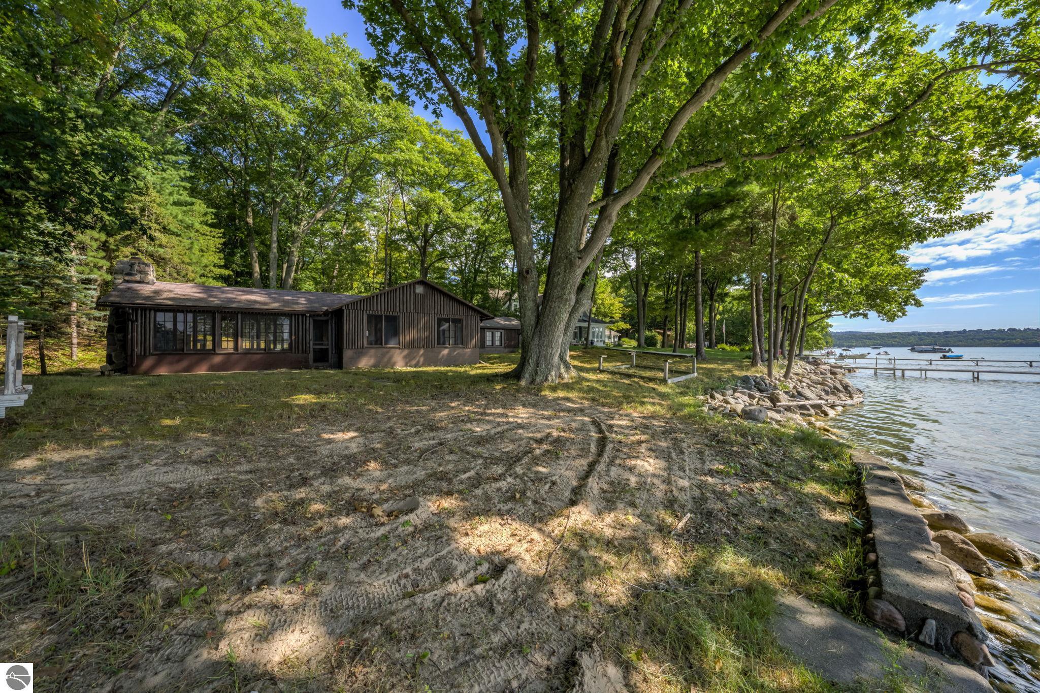 276 E Traverse Lake Road