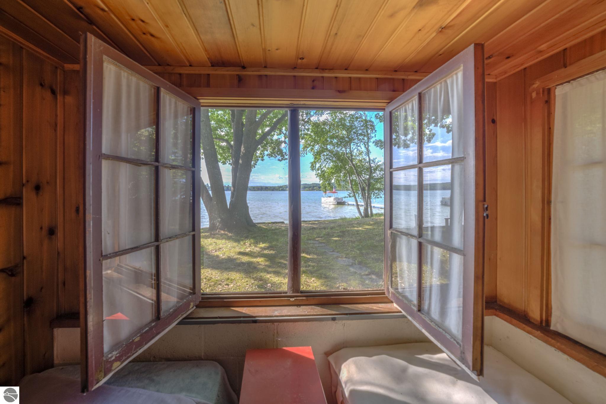276 E Traverse Lake Road