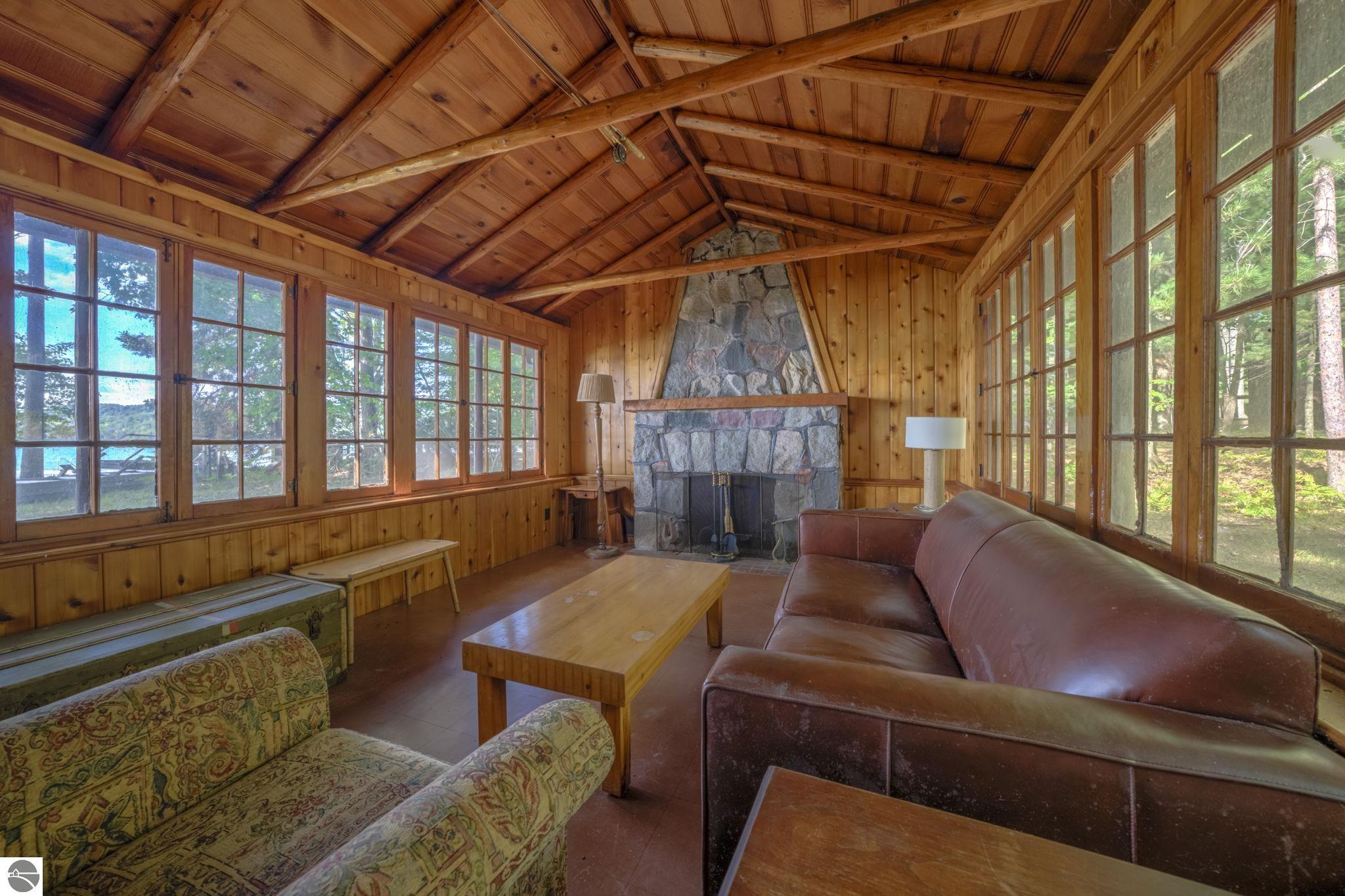 276 E Traverse Lake Road