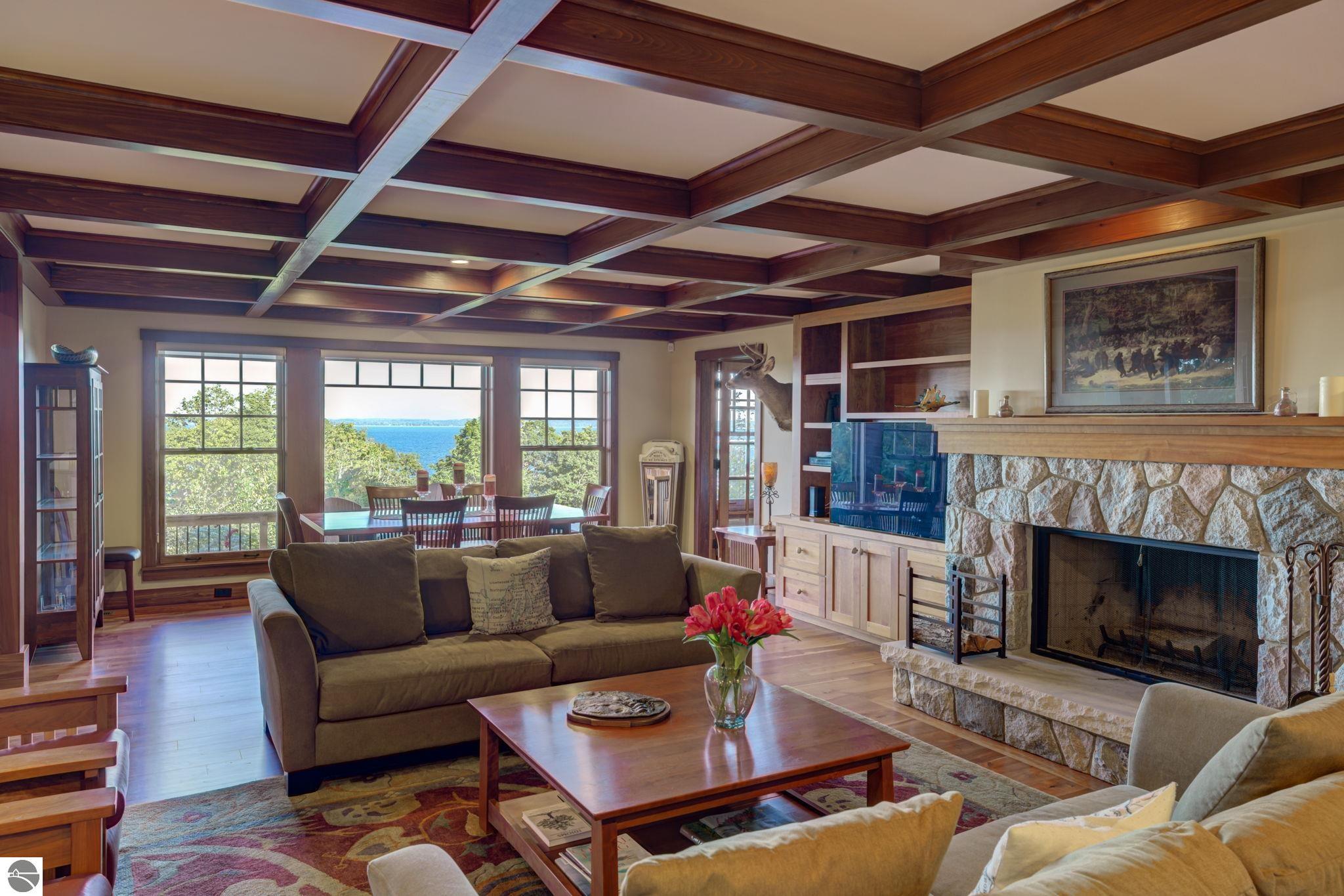 1221 S Bay View Trail