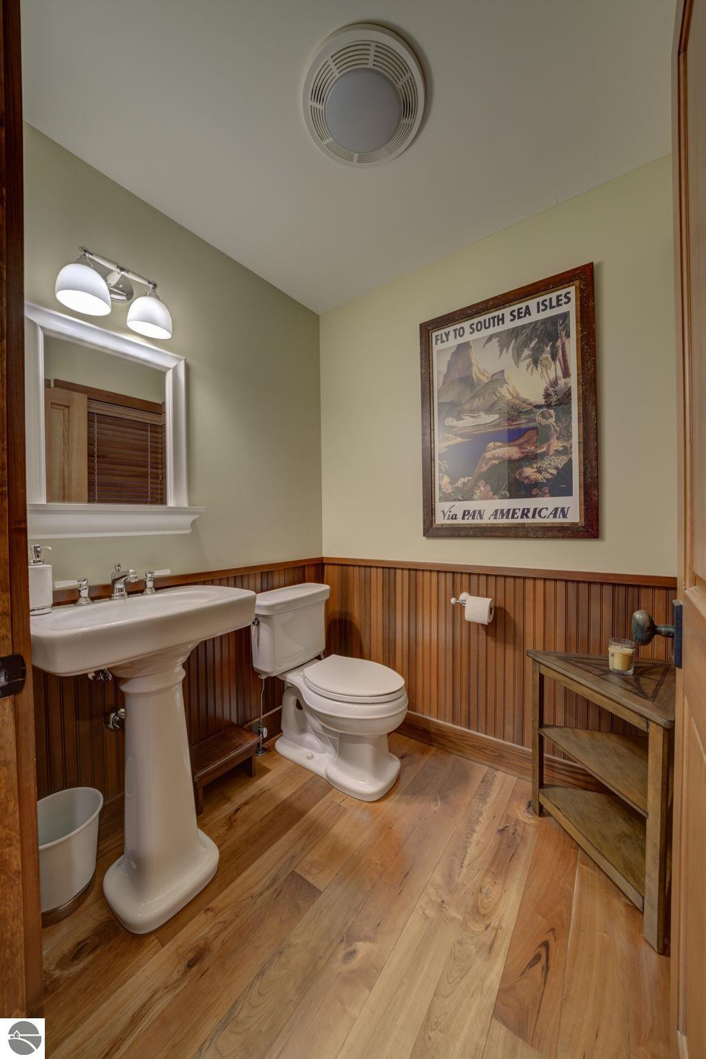 1221 S Bay View Trail