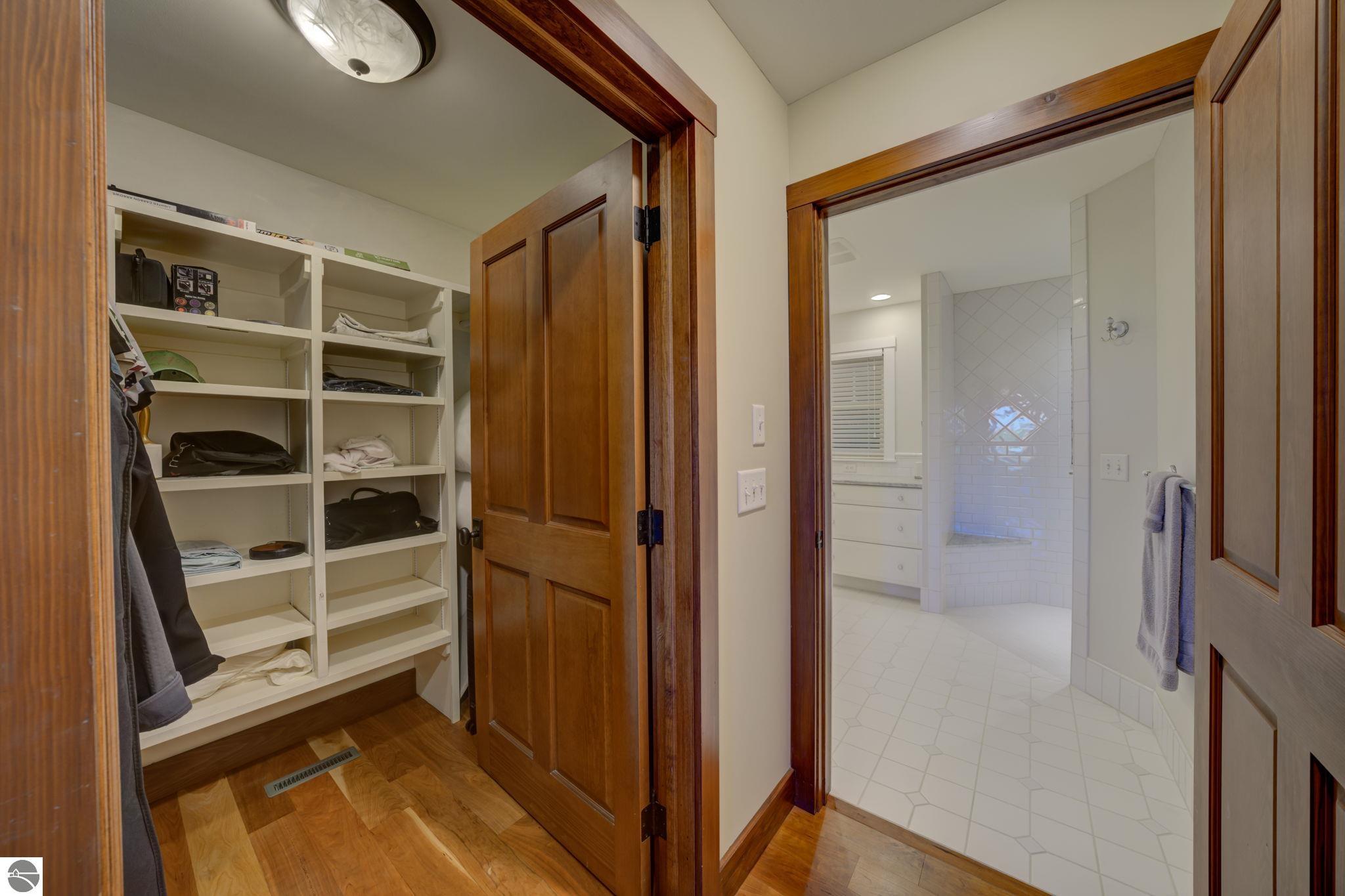1221 S Bay View Trail