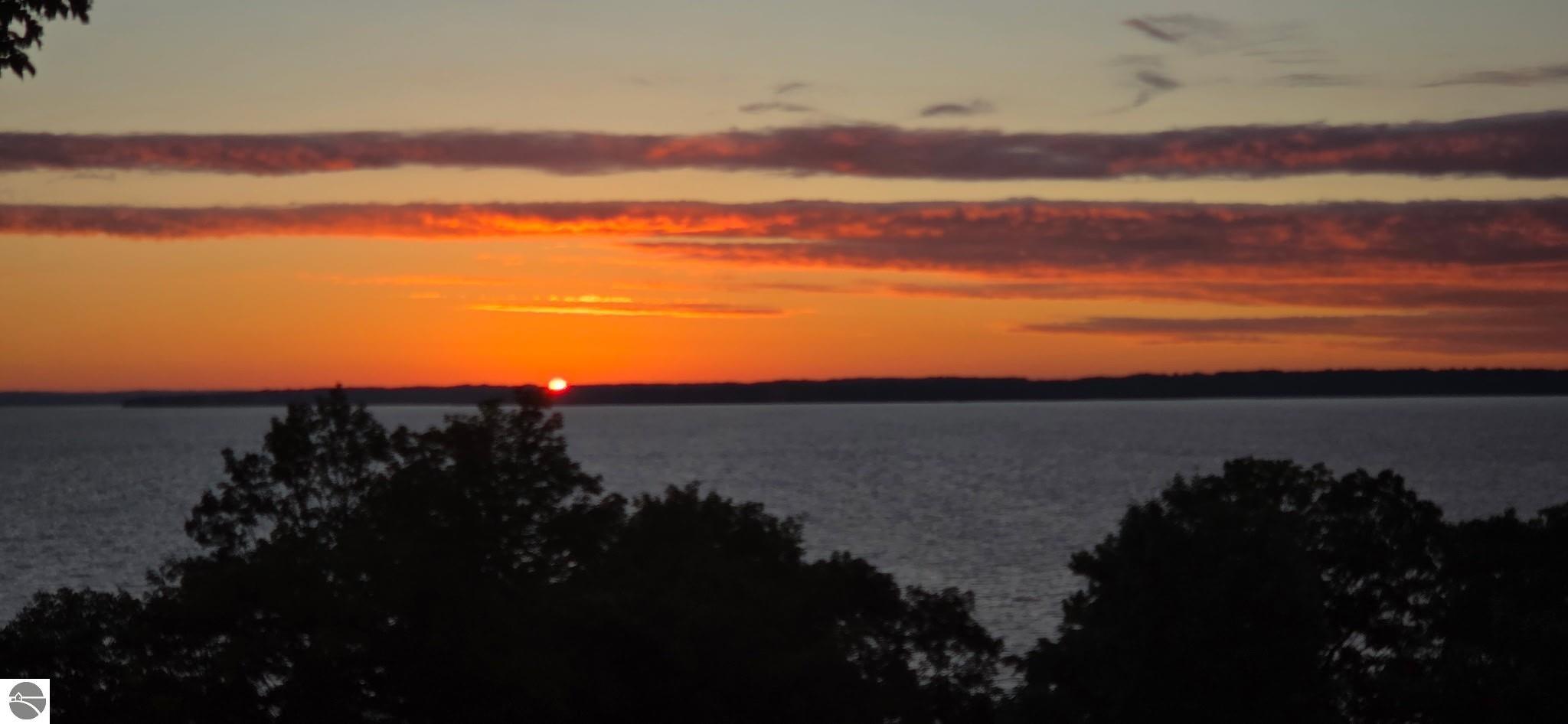 1221 S Bay View Trail