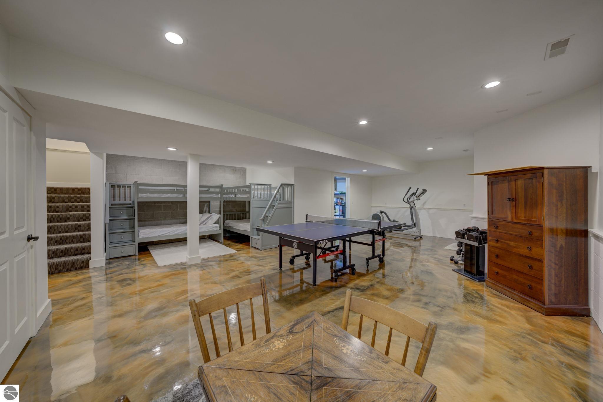 1221 S Bay View Trail
