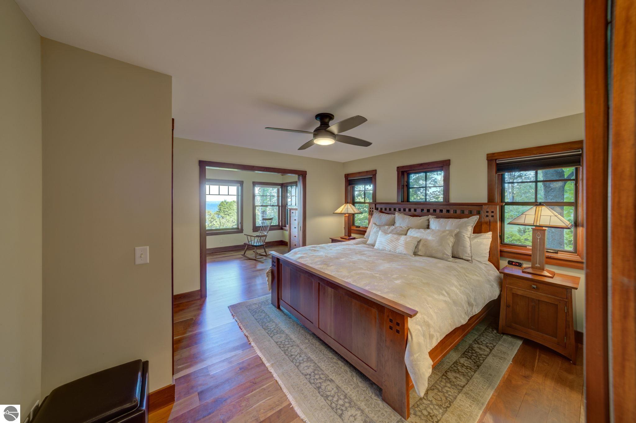 1221 S Bay View Trail
