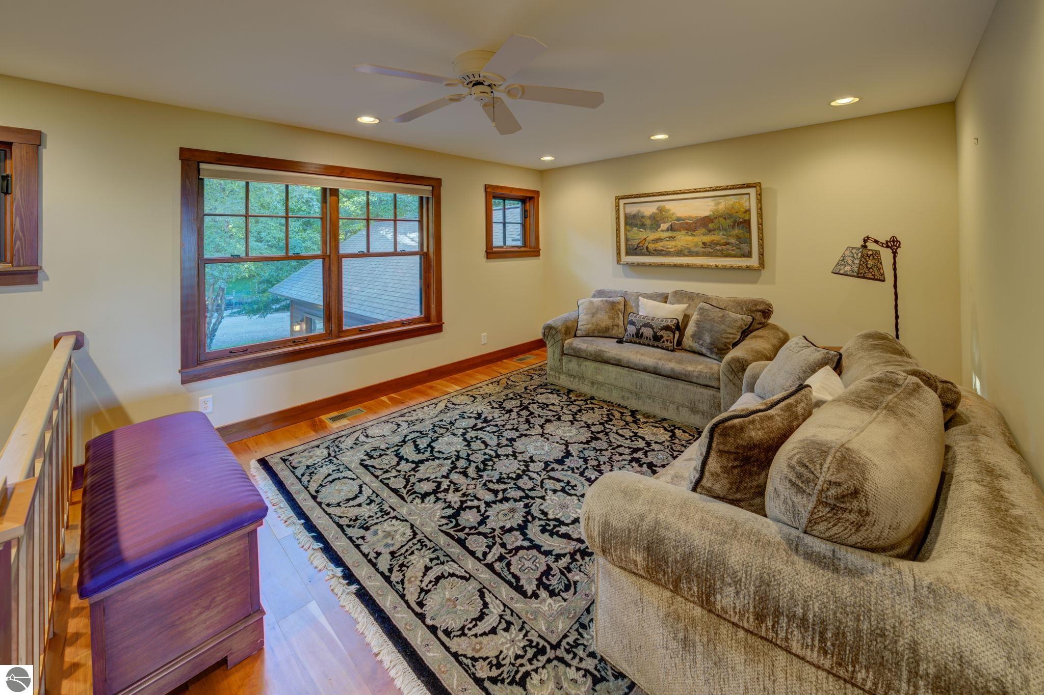 1221 S Bay View Trail