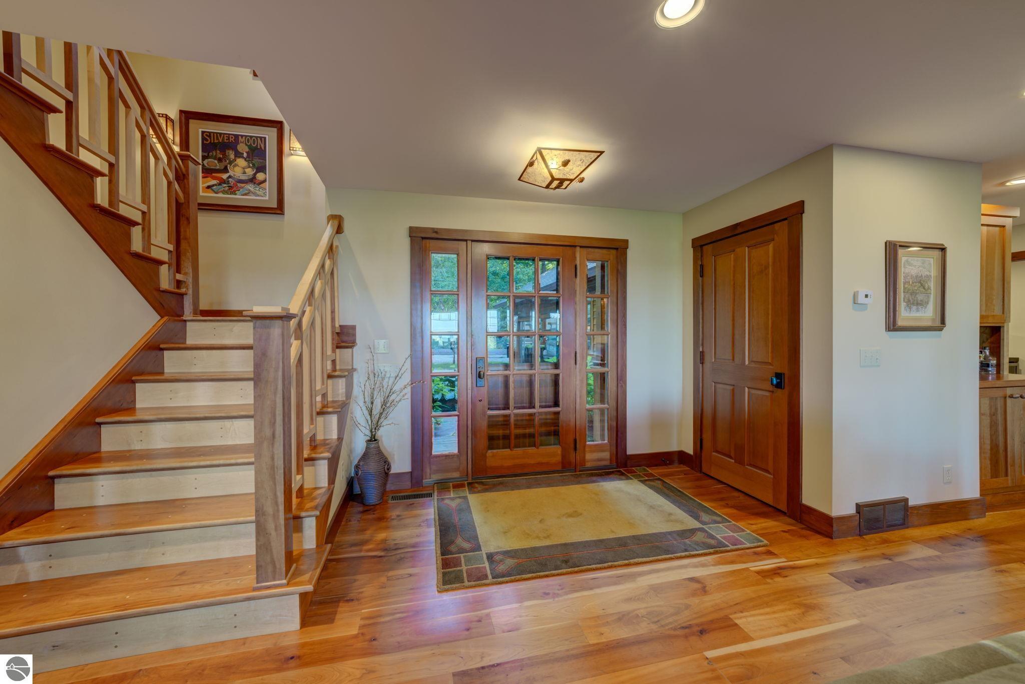 1221 S Bay View Trail