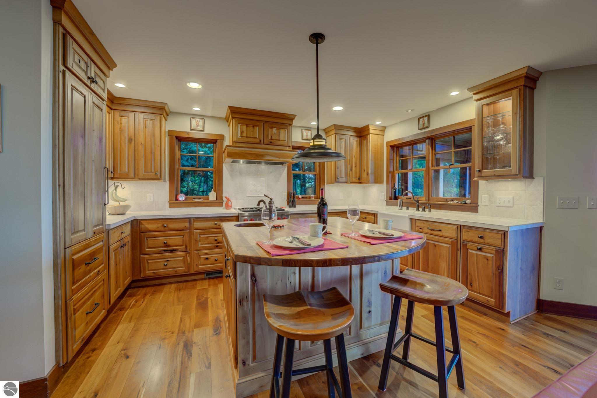 1221 S Bay View Trail
