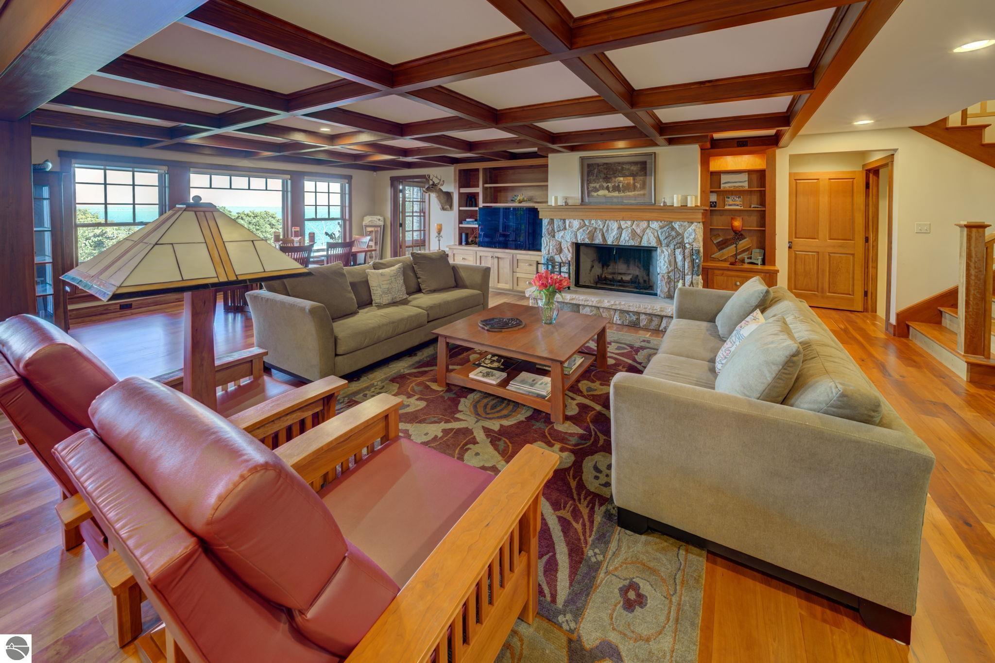 1221 S Bay View Trail
