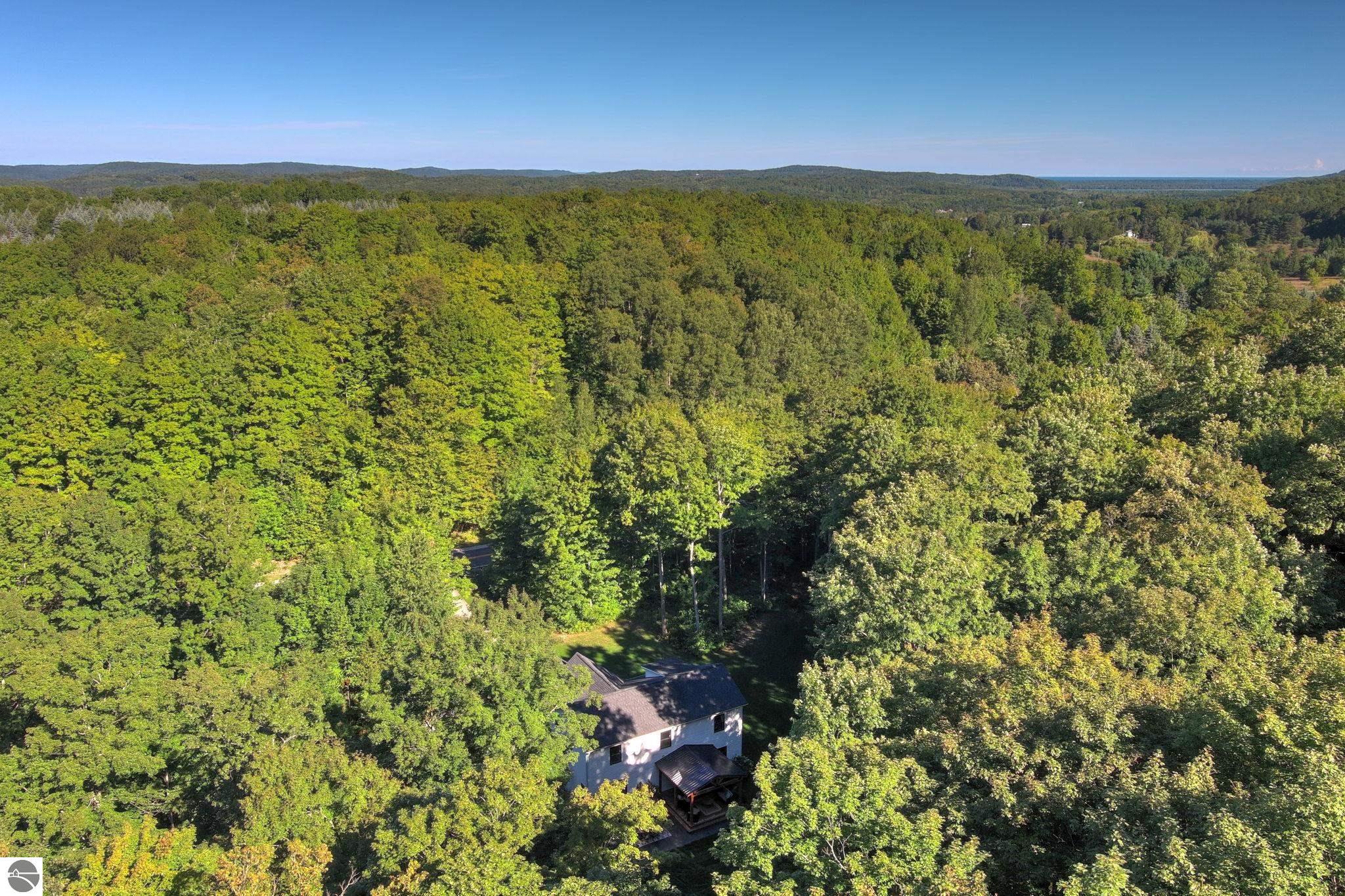 359 W Valley Road