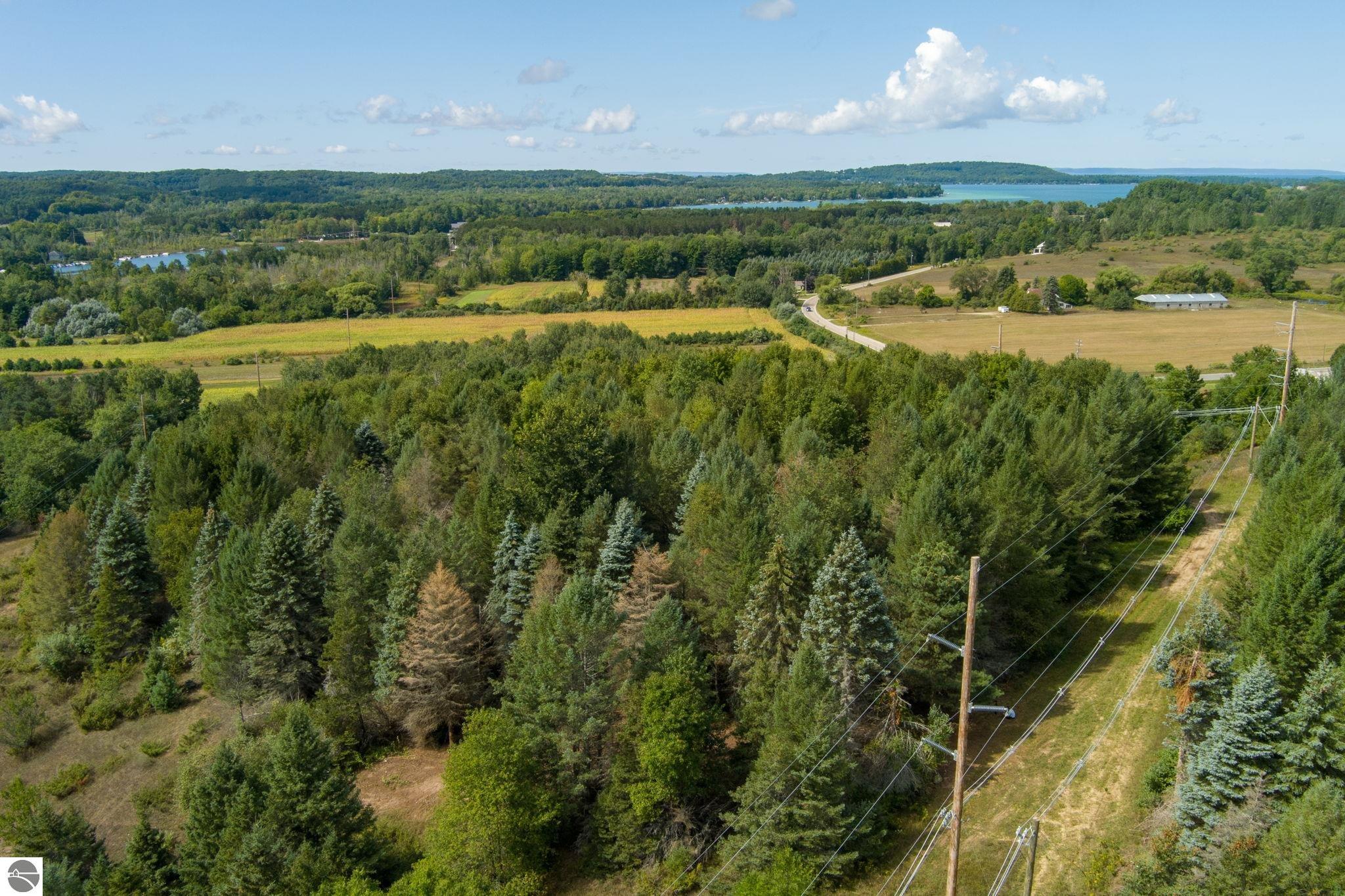 N Eagle Highway