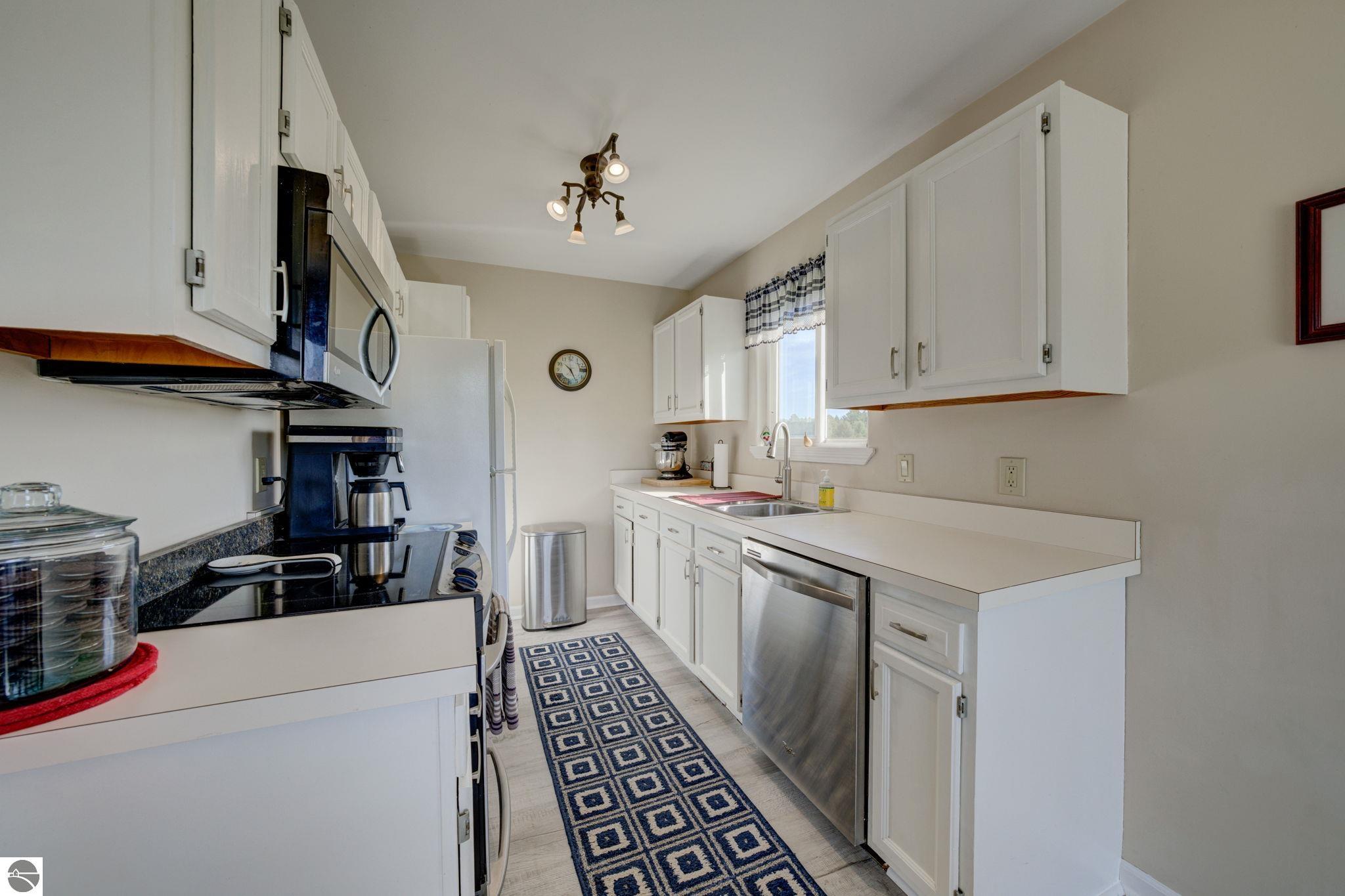 7250 E Lincoln Road