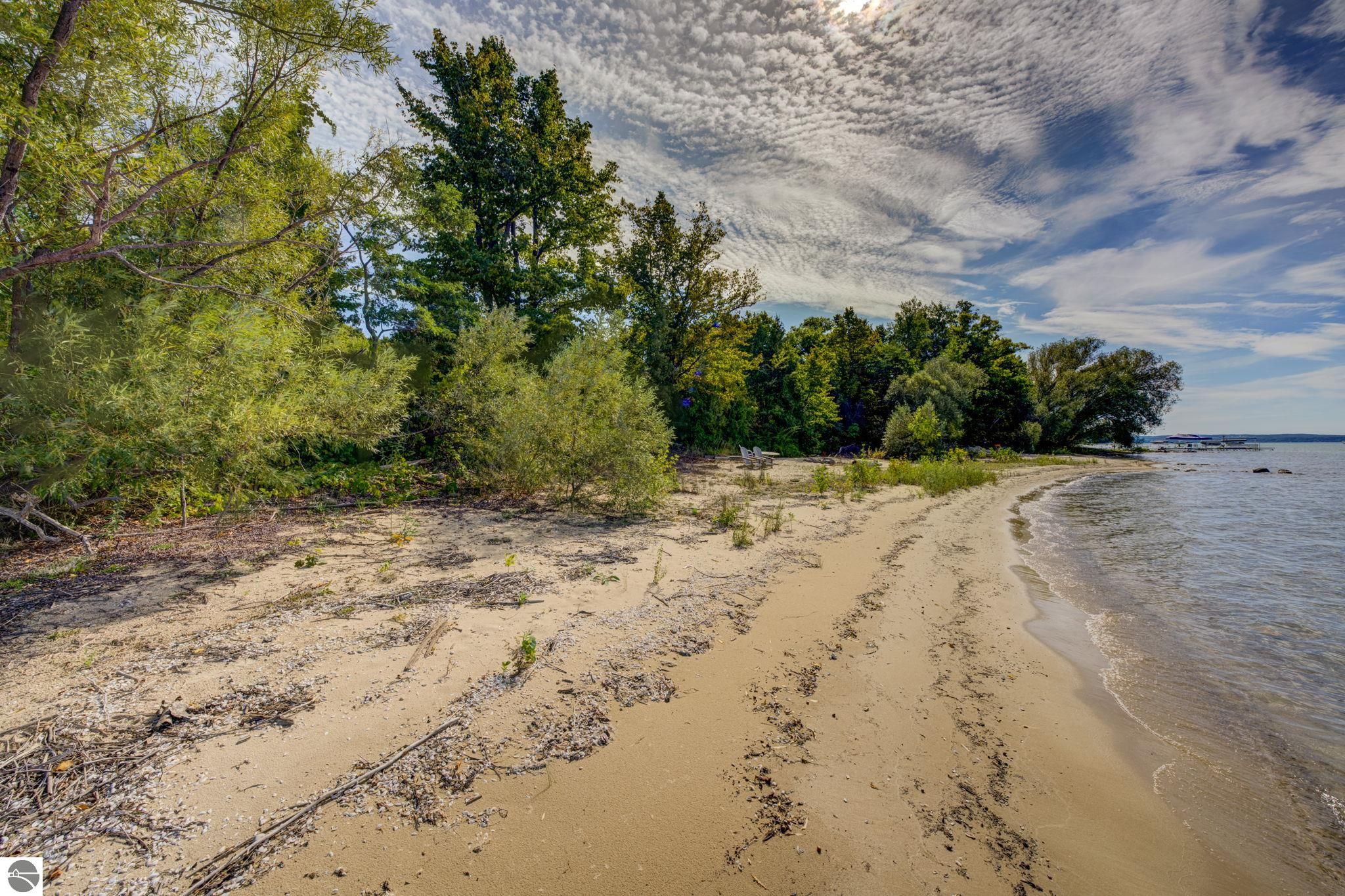 1996 Island View Road