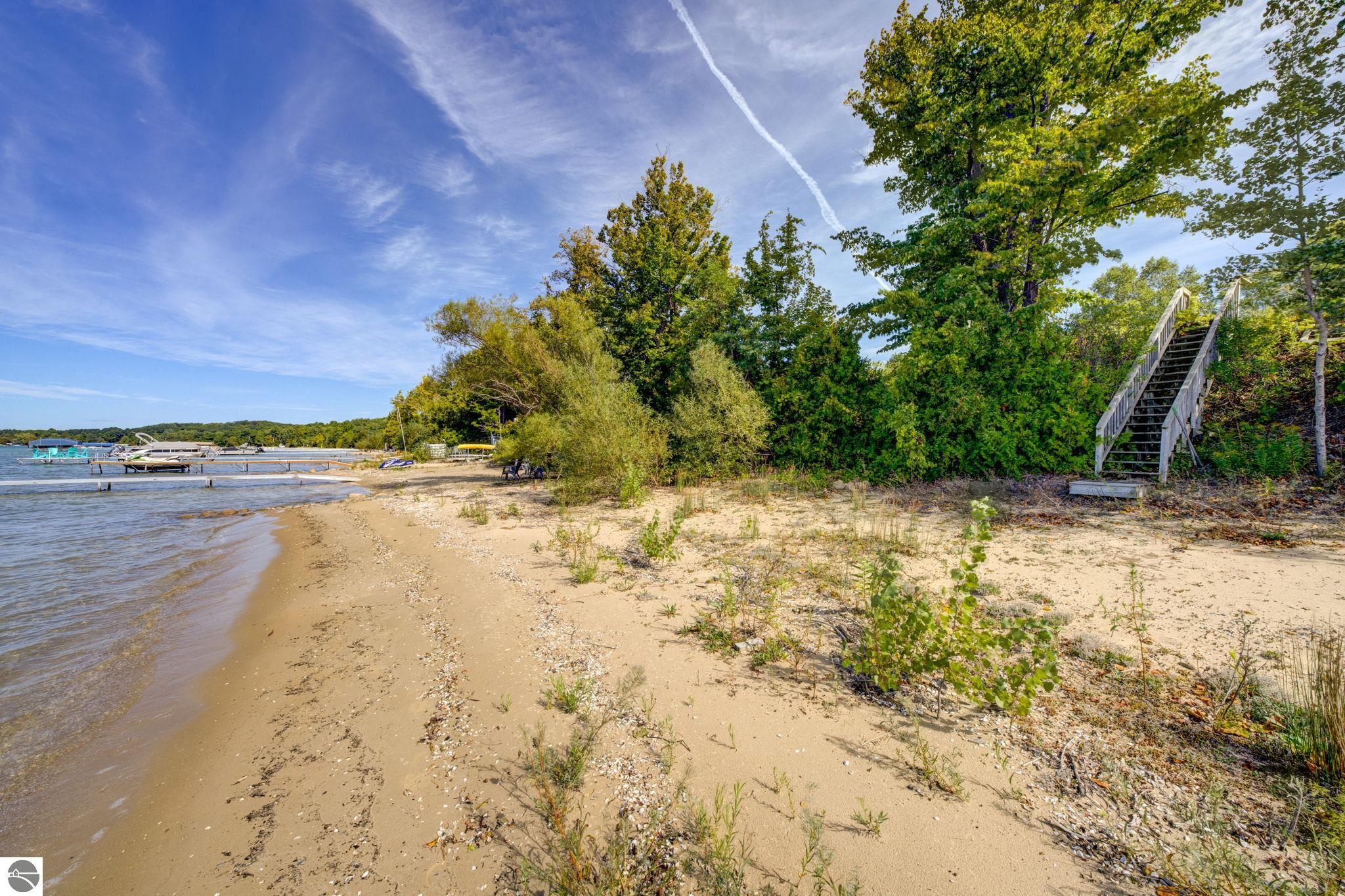1996 Island View Road