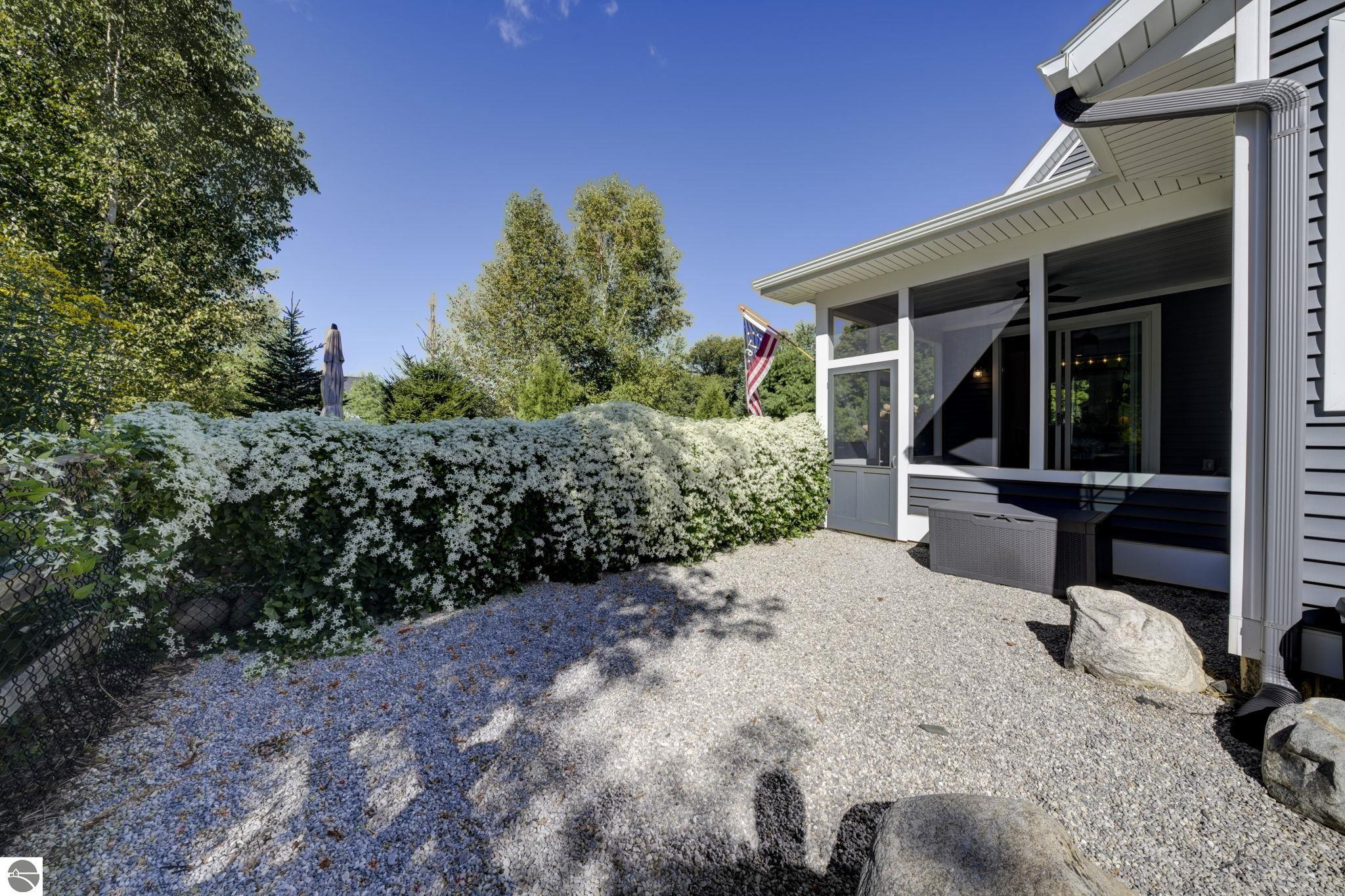 10624 + Lot 11 E Ora Lee Lane