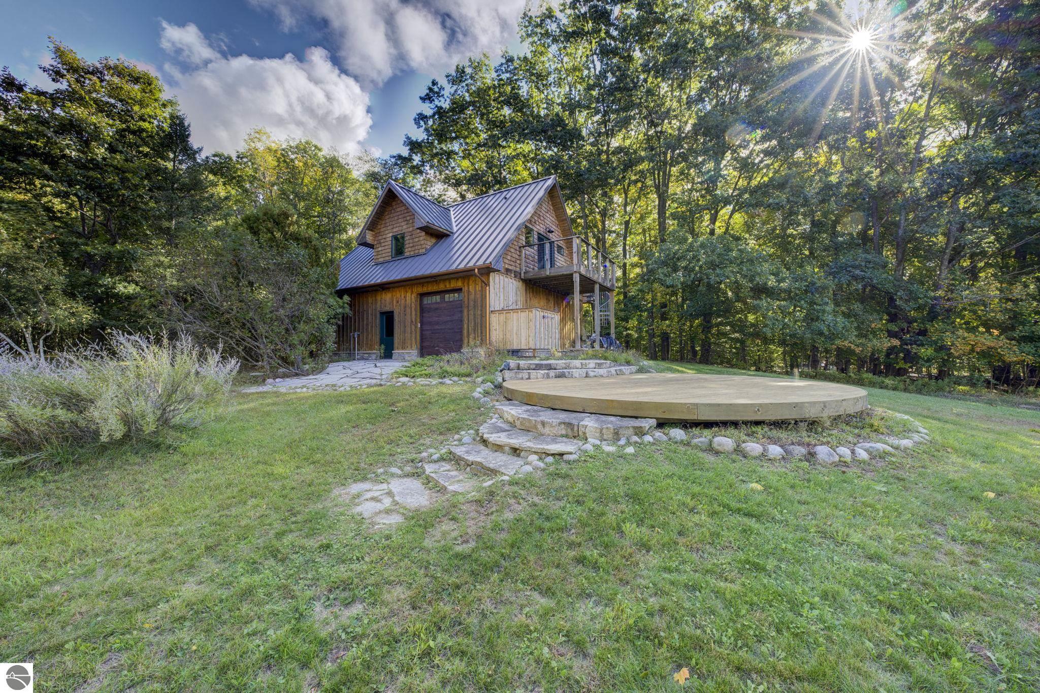 5150 Eagles Nest Lane