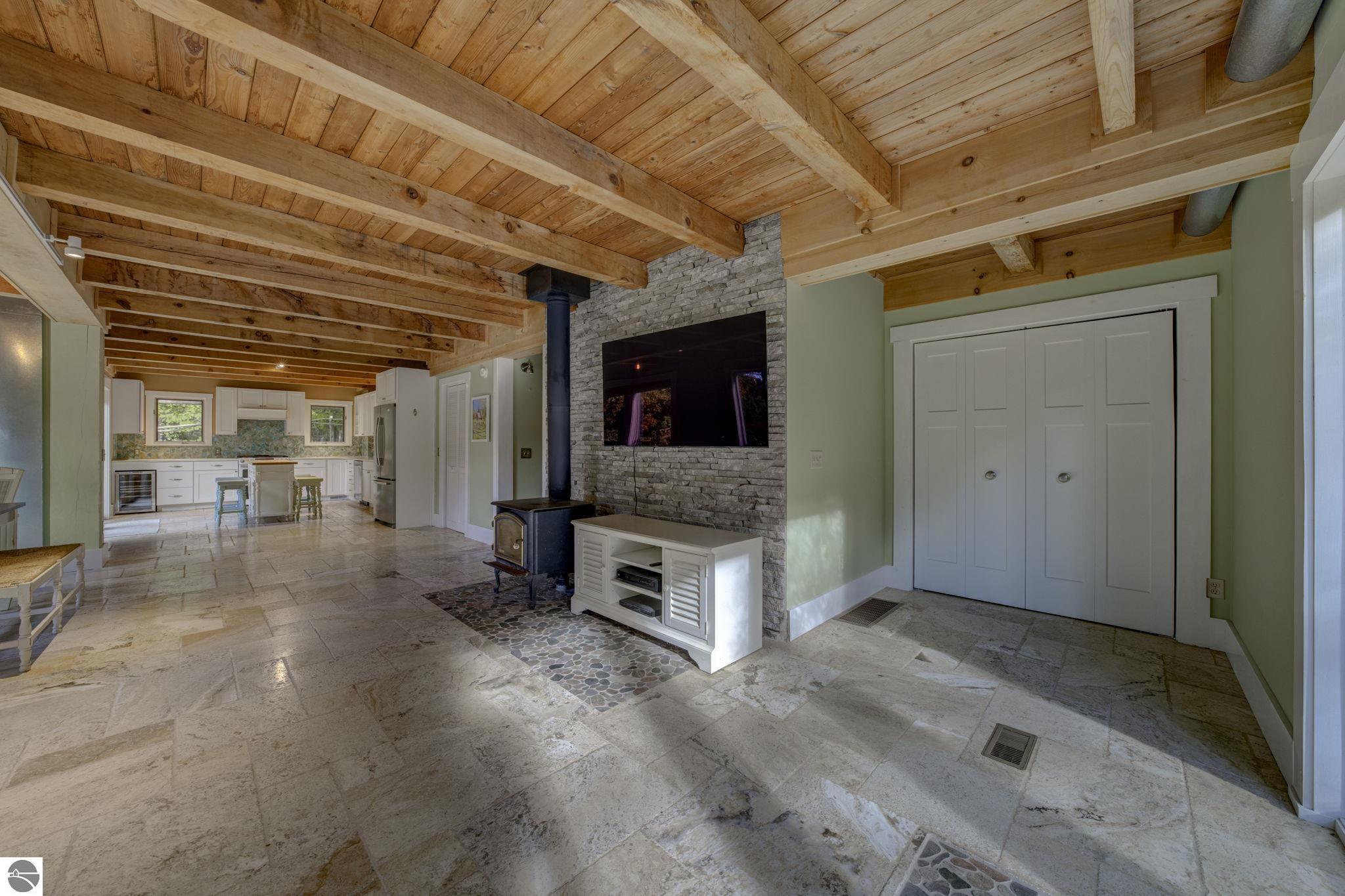 5150 Eagles Nest Lane