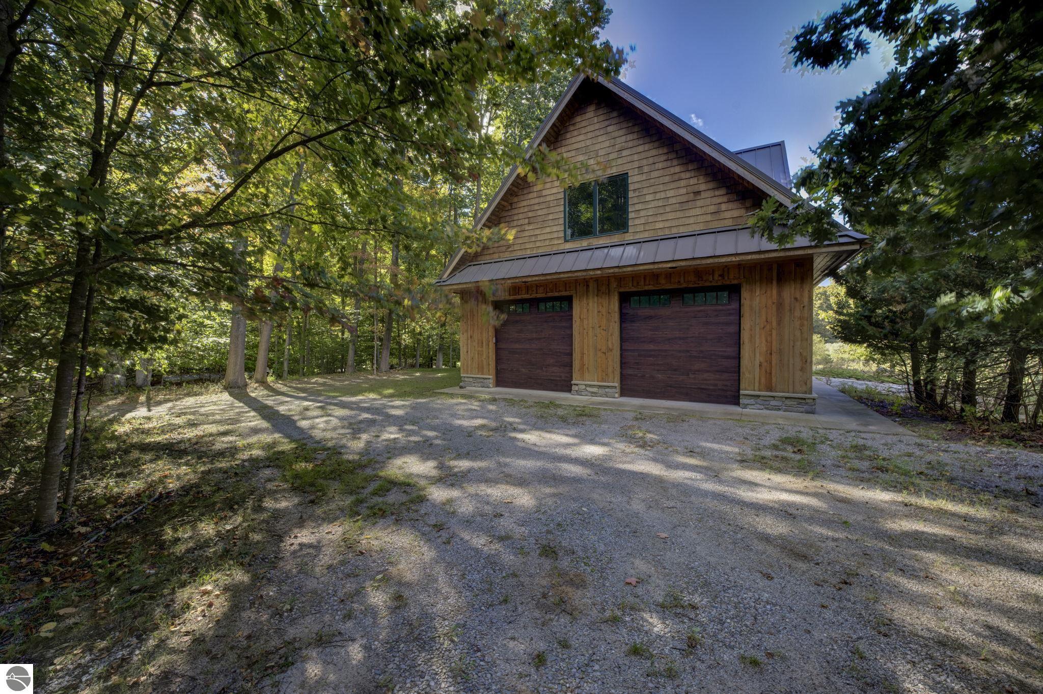 5150 Eagles Nest Lane