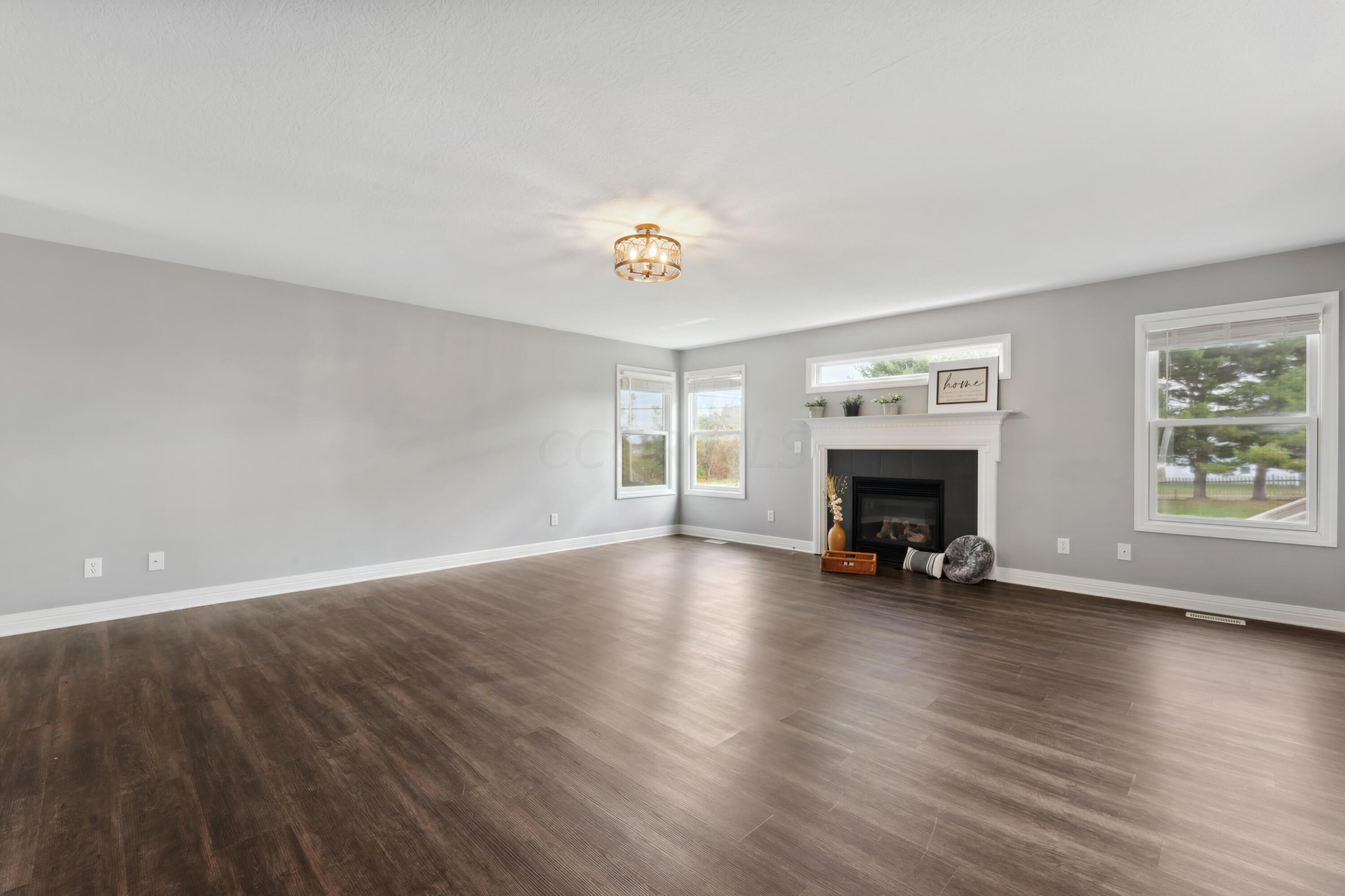 11 Orchard Glen Drive