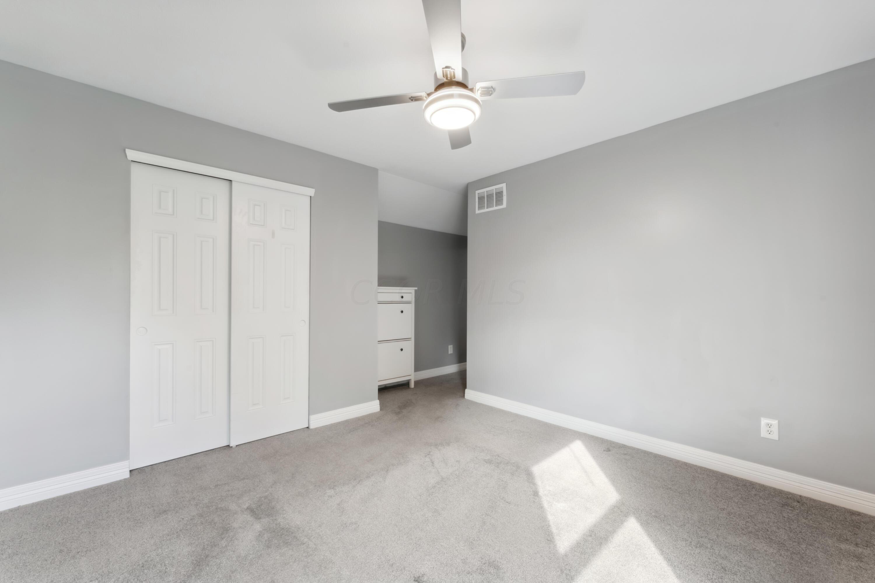 11 Orchard Glen Drive