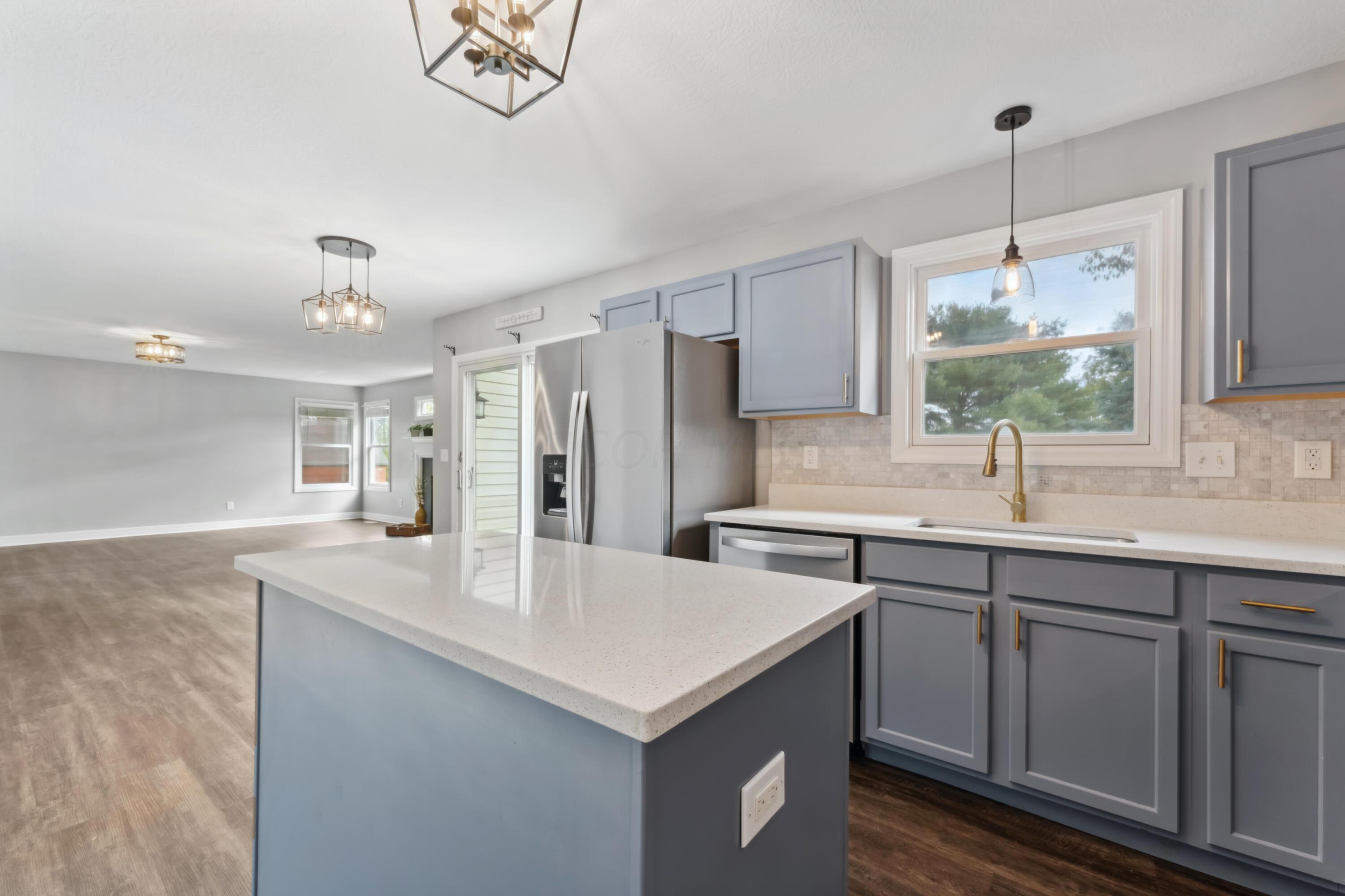11 Orchard Glen Drive
