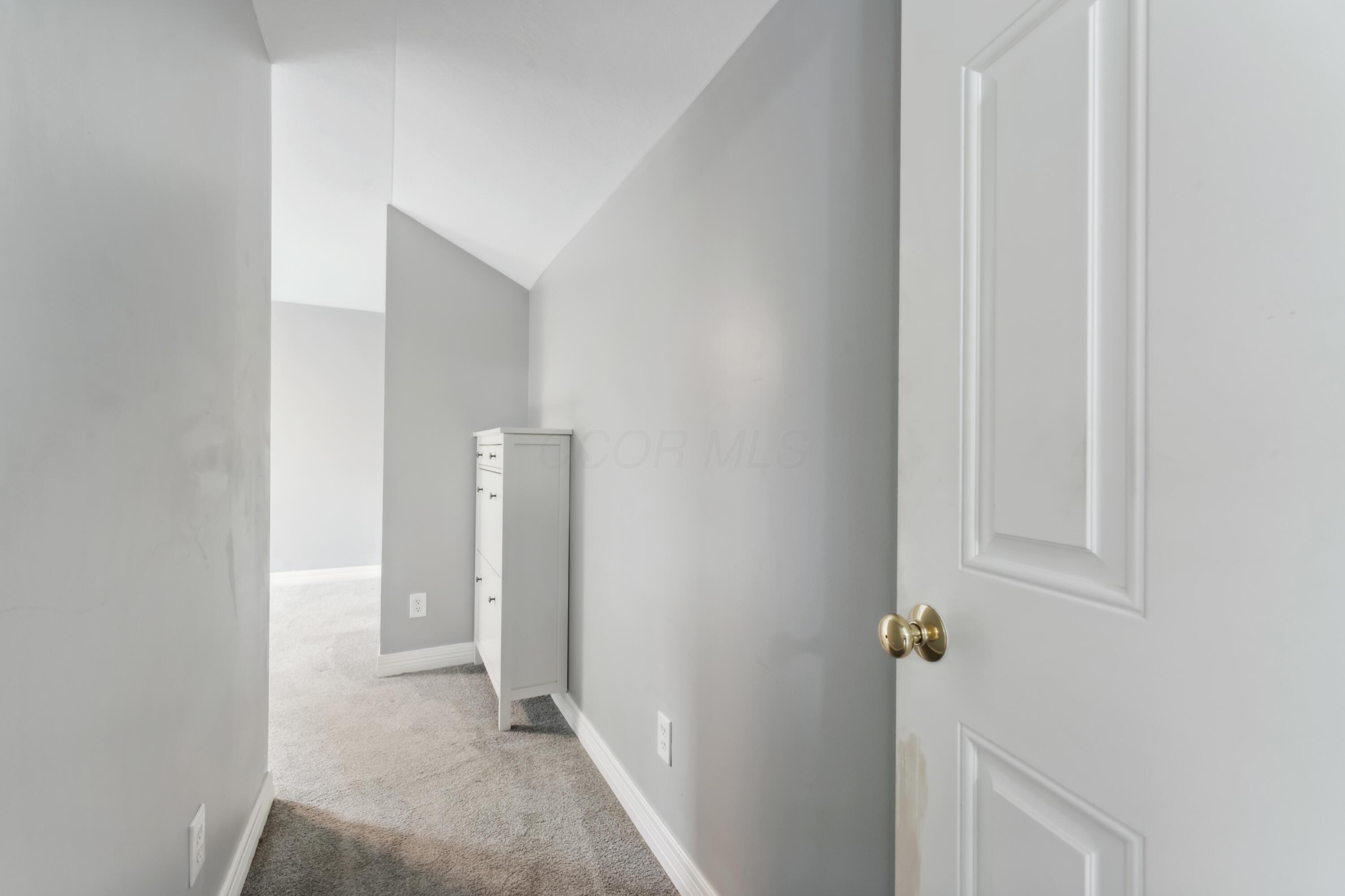 11 Orchard Glen Drive