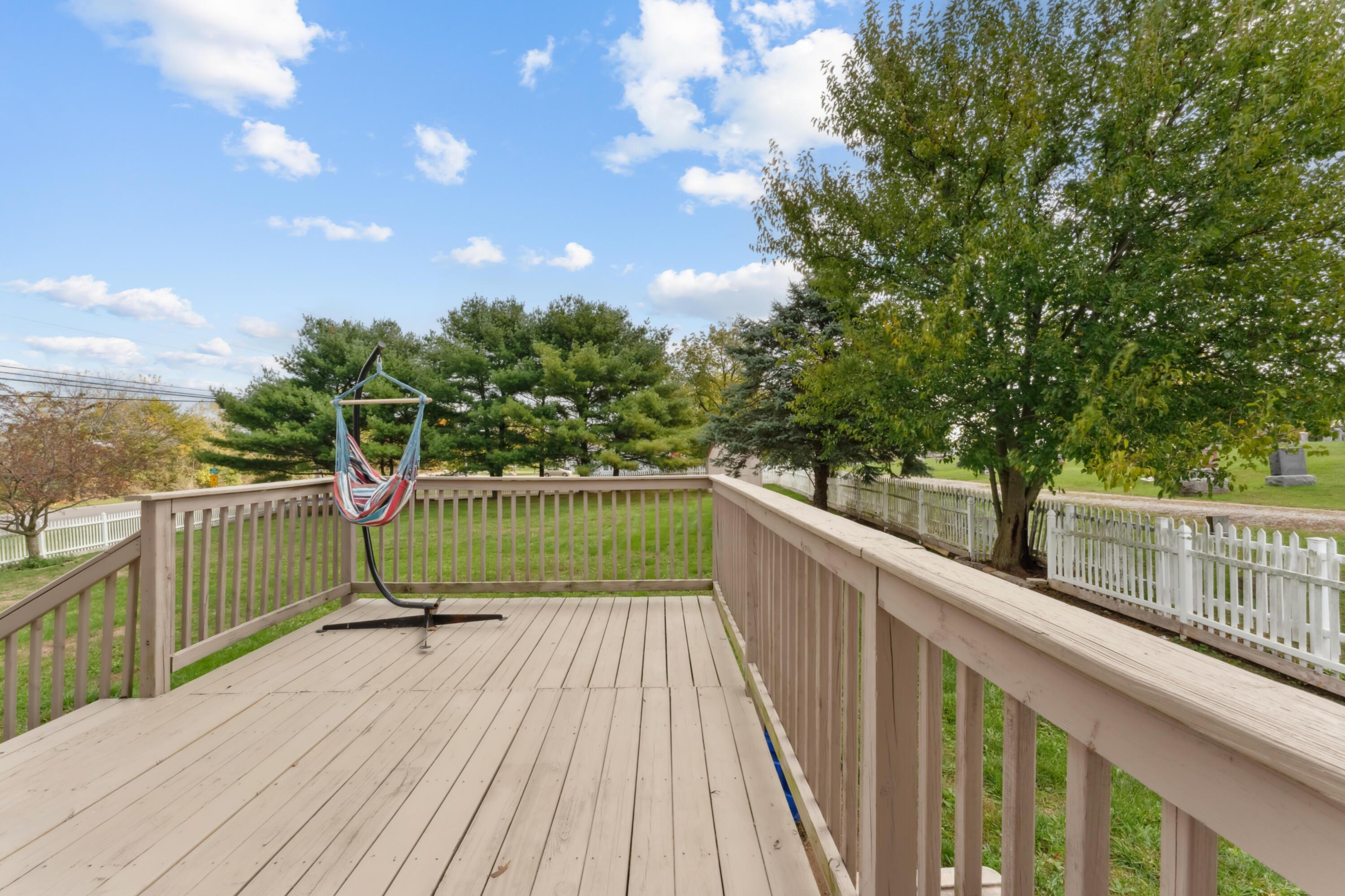 11 Orchard Glen Drive