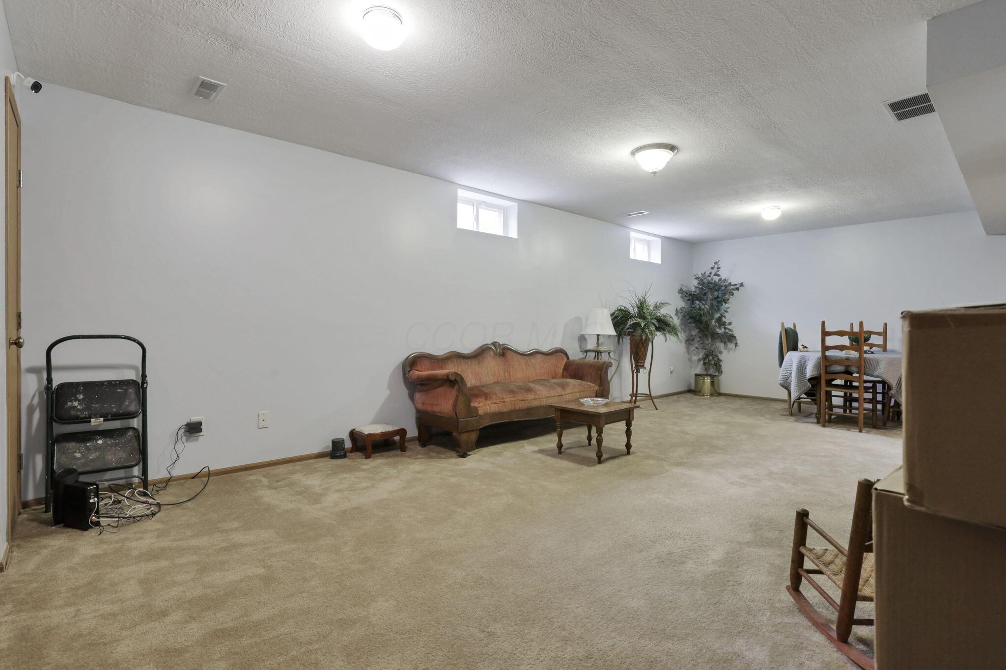 1104 Arbor Oaks Lane