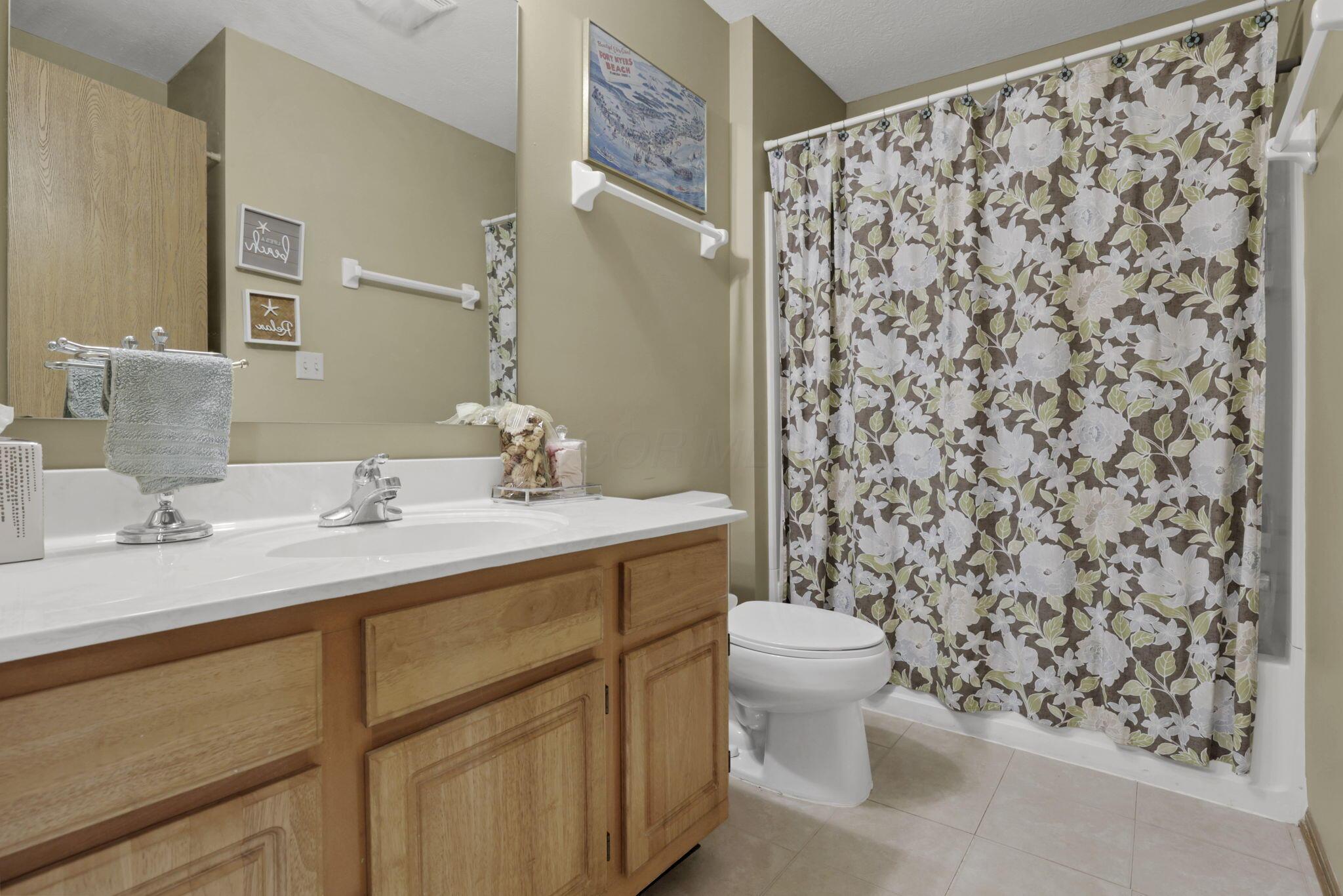 1104 Arbor Oaks Lane