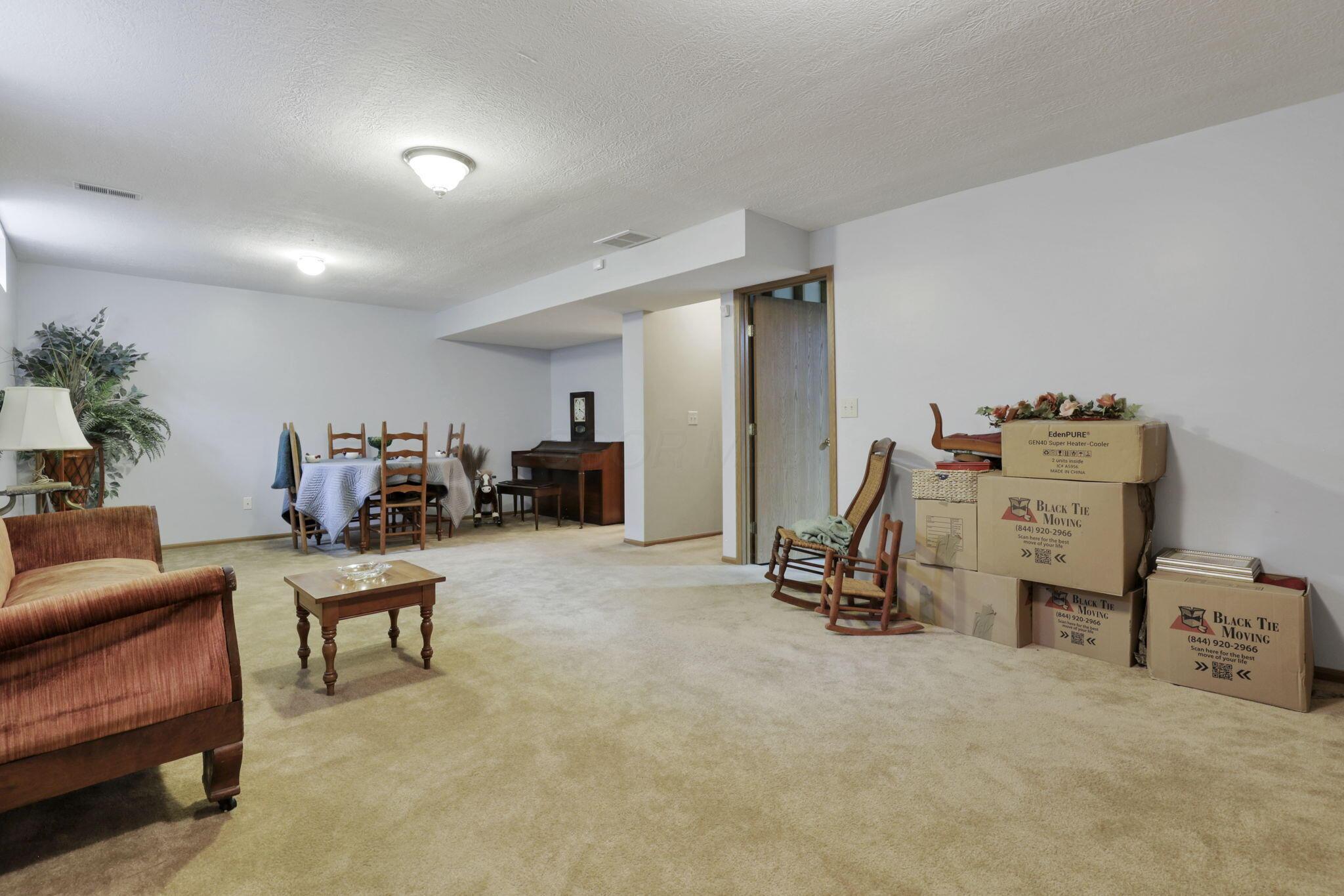 1104 Arbor Oaks Lane