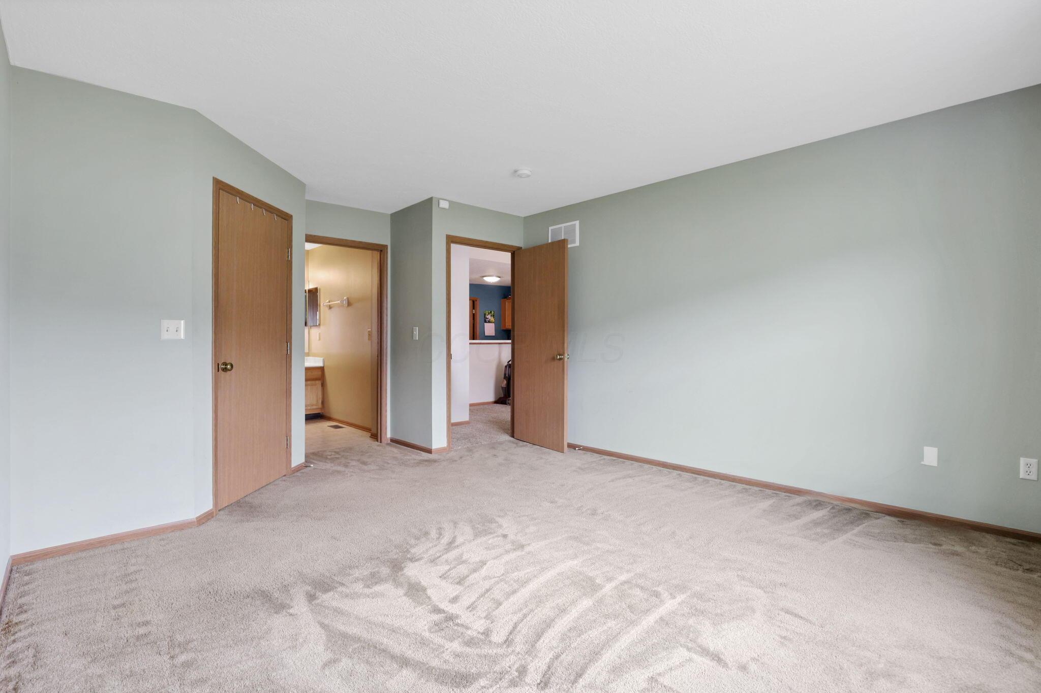 1104 Arbor Oaks Lane