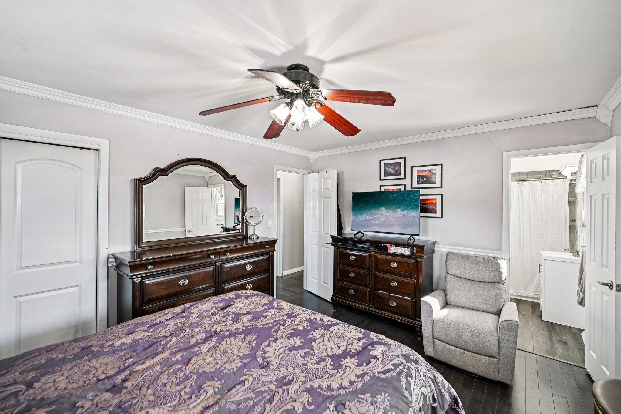 6187 Barberry Hollow