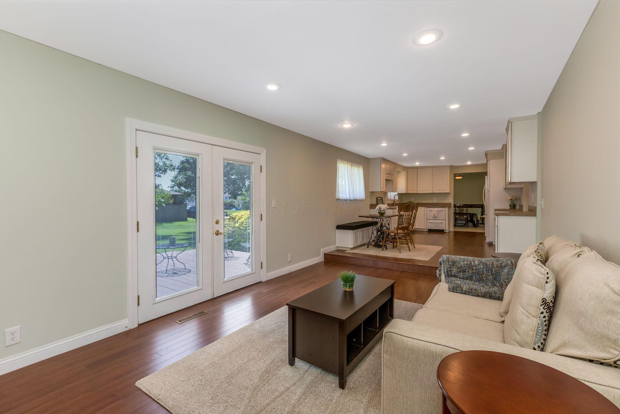 559 Waterbury Boulevard