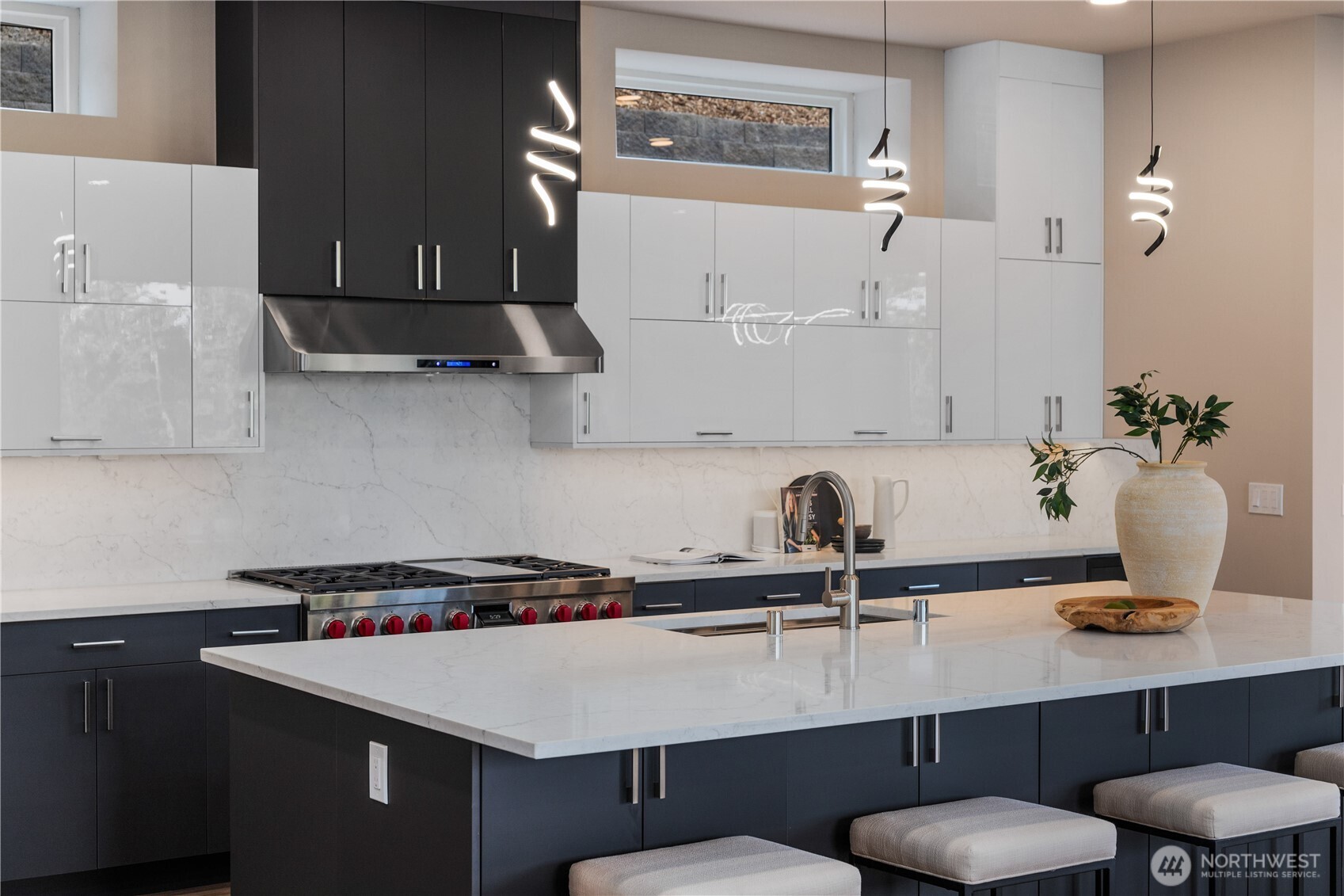 8814 NE Juanita Drive