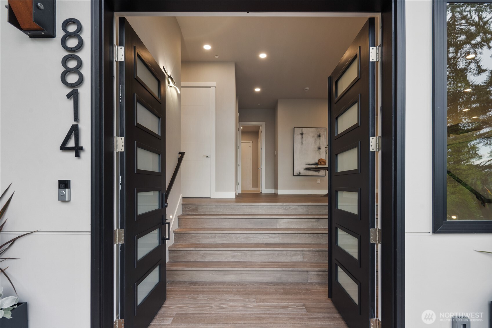 8814 NE Juanita Drive